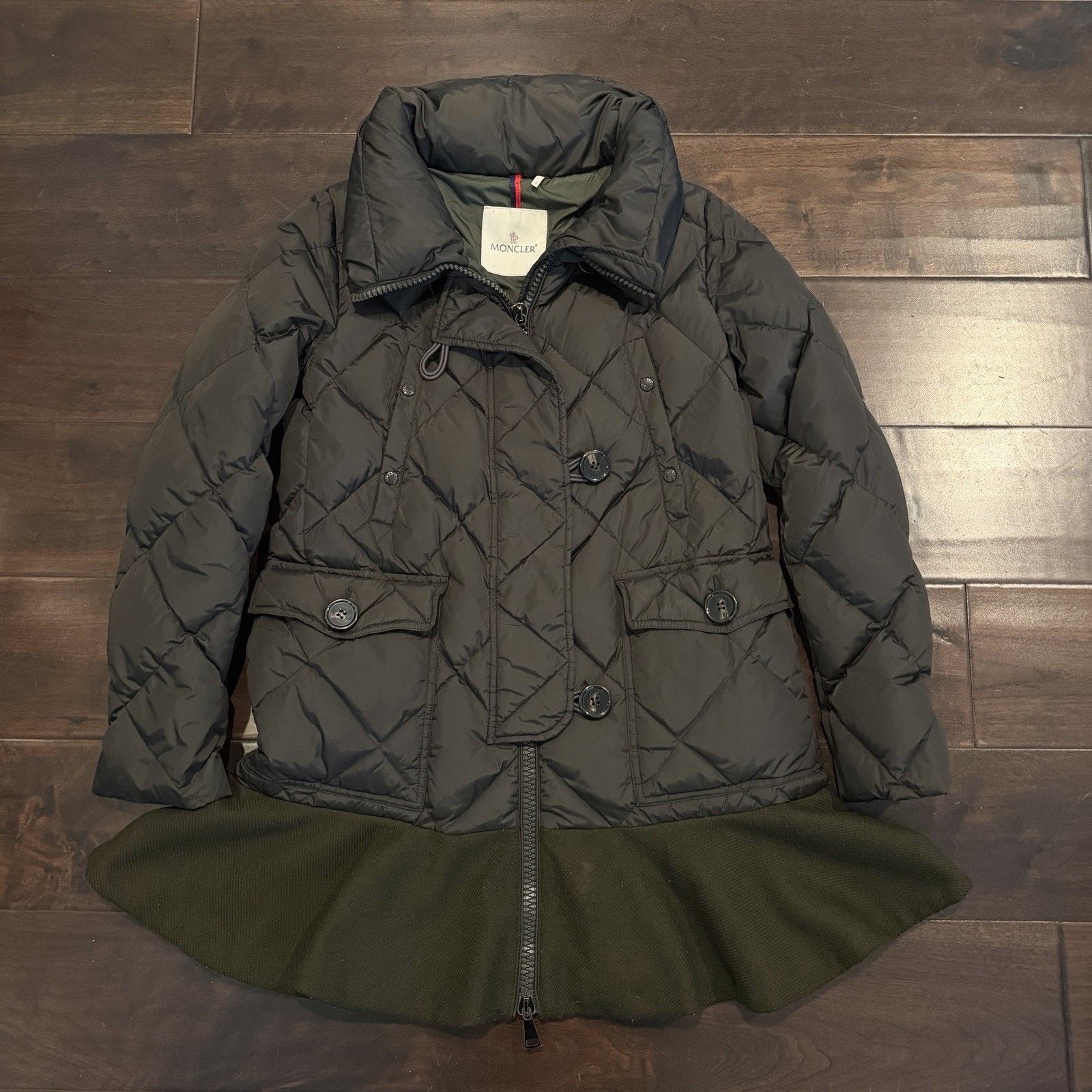 Moncler MONCLER Ladies Coat Vauloge Ruffled Hem Down Size M / US 6-8 / IT 42-44 - 1 Thumbnail