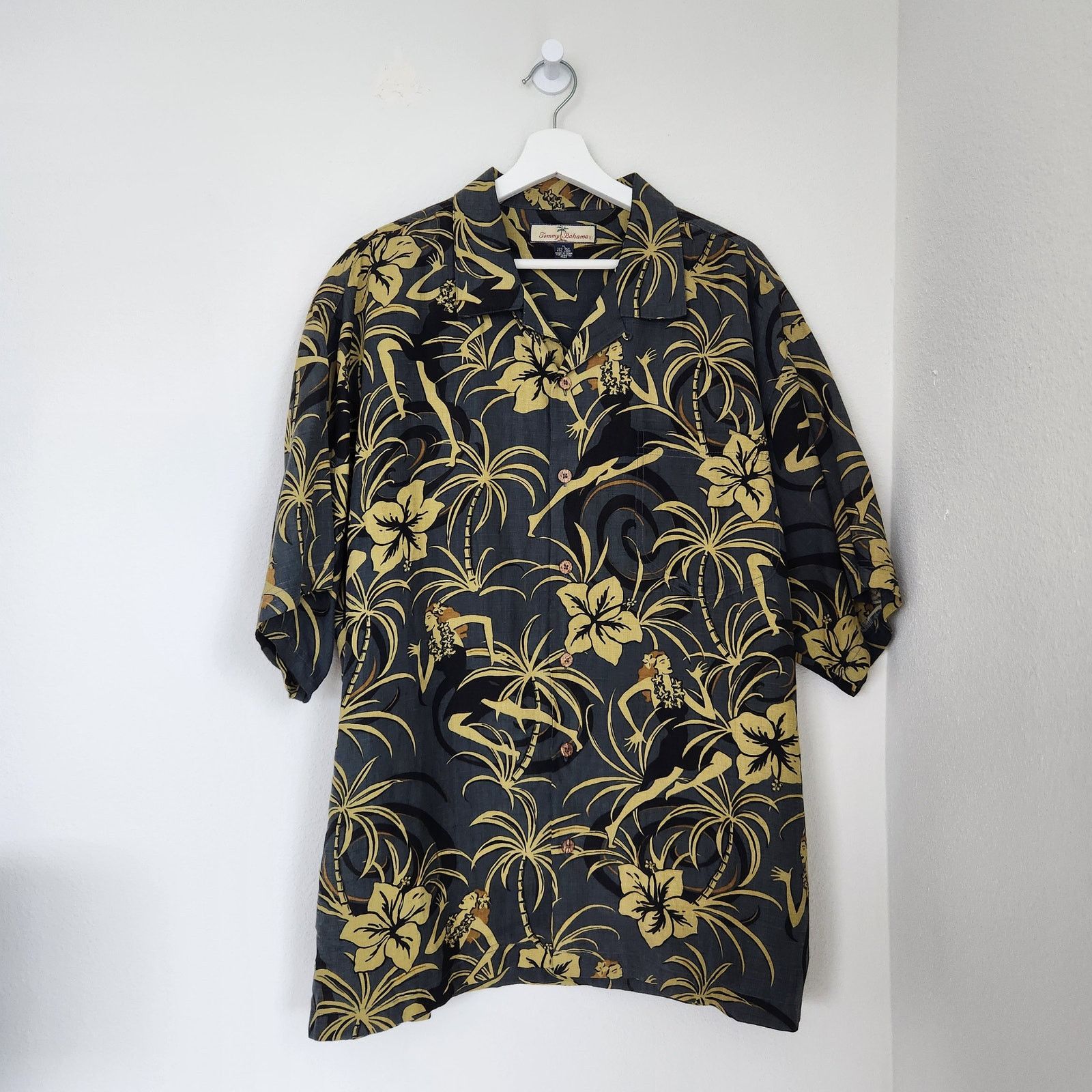 Tommy Bahama Tommy Bahama Hawaiian Print Button Shirt Hula XL Size US XL / EU 56 / 4 - 8 Thumbnail