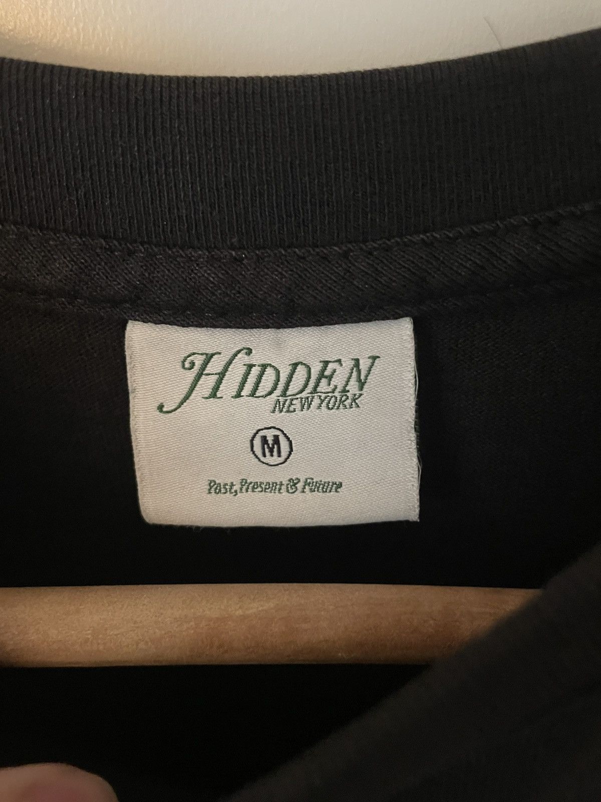 HIDDEN HIDDEN Geisha Tee Faded Black Tee Size US M / EU 48-50 / 2 - 4 Thumbnail