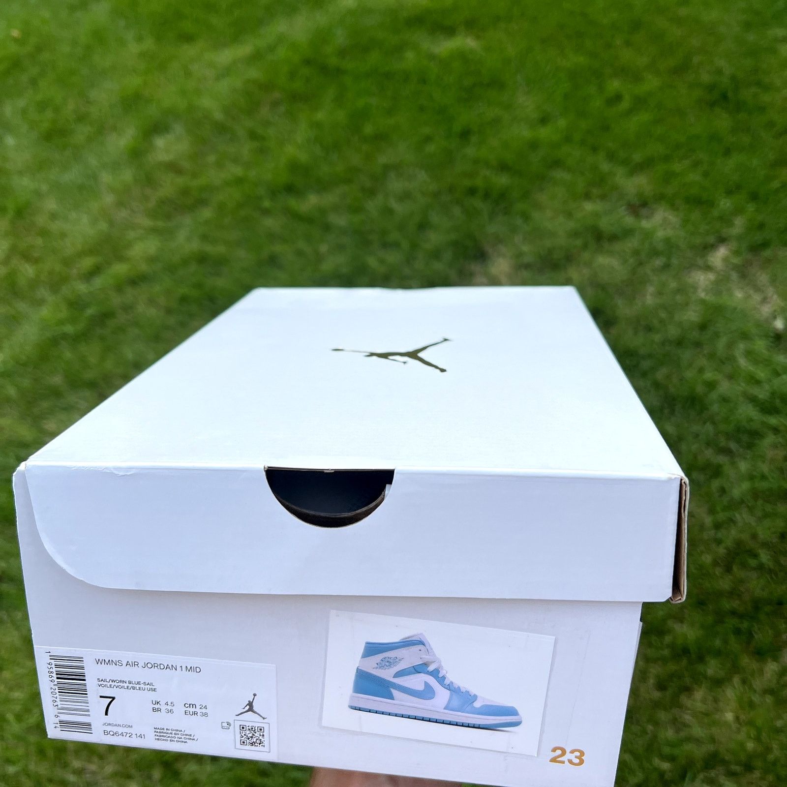 Jordan Brand × Nike Size 7 - Nike Air Jordan 1 Mid University Blue Women's Shoes Size US 7 / IT 37 - 10 Thumbnail