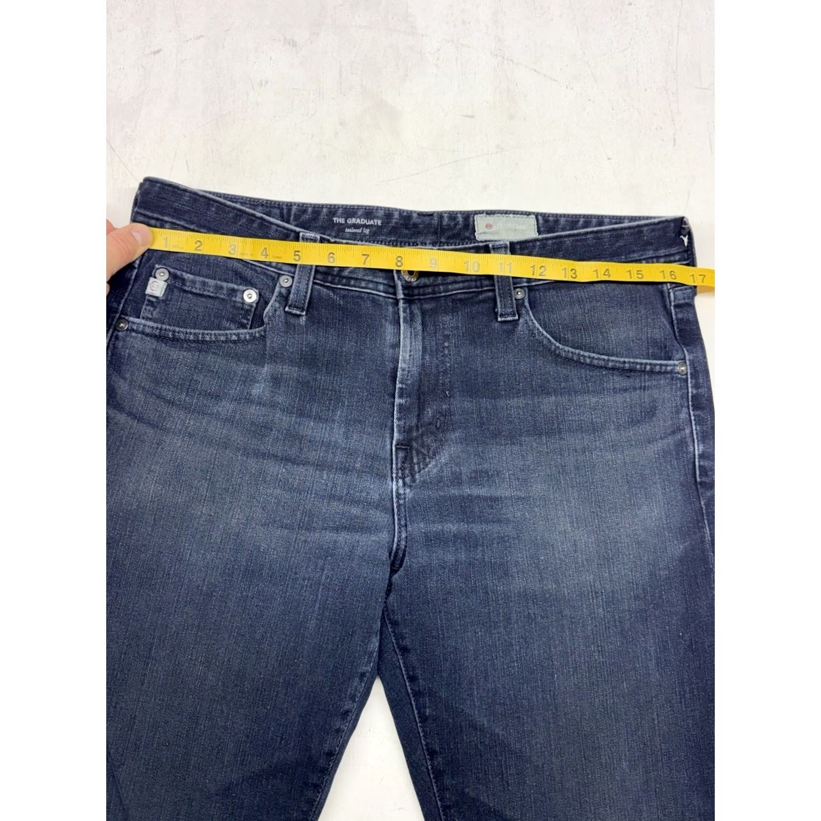 Vintage AG Adriano Goldschmied The Graduate Tailored Leg Dark Wash Jeans Mens 31x20.5 Size US 31 - 6 Thumbnail