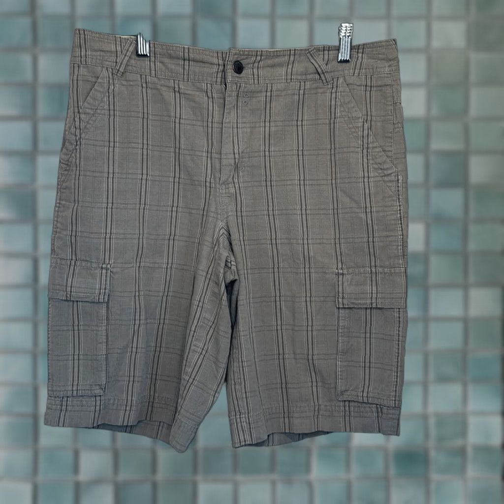 Patagonia Patagonia Cargo Shorts Mens 33 Organic Cotton Tan Stripe All-Wear Brown Stripe Size US 33 - 1 Thumbnail