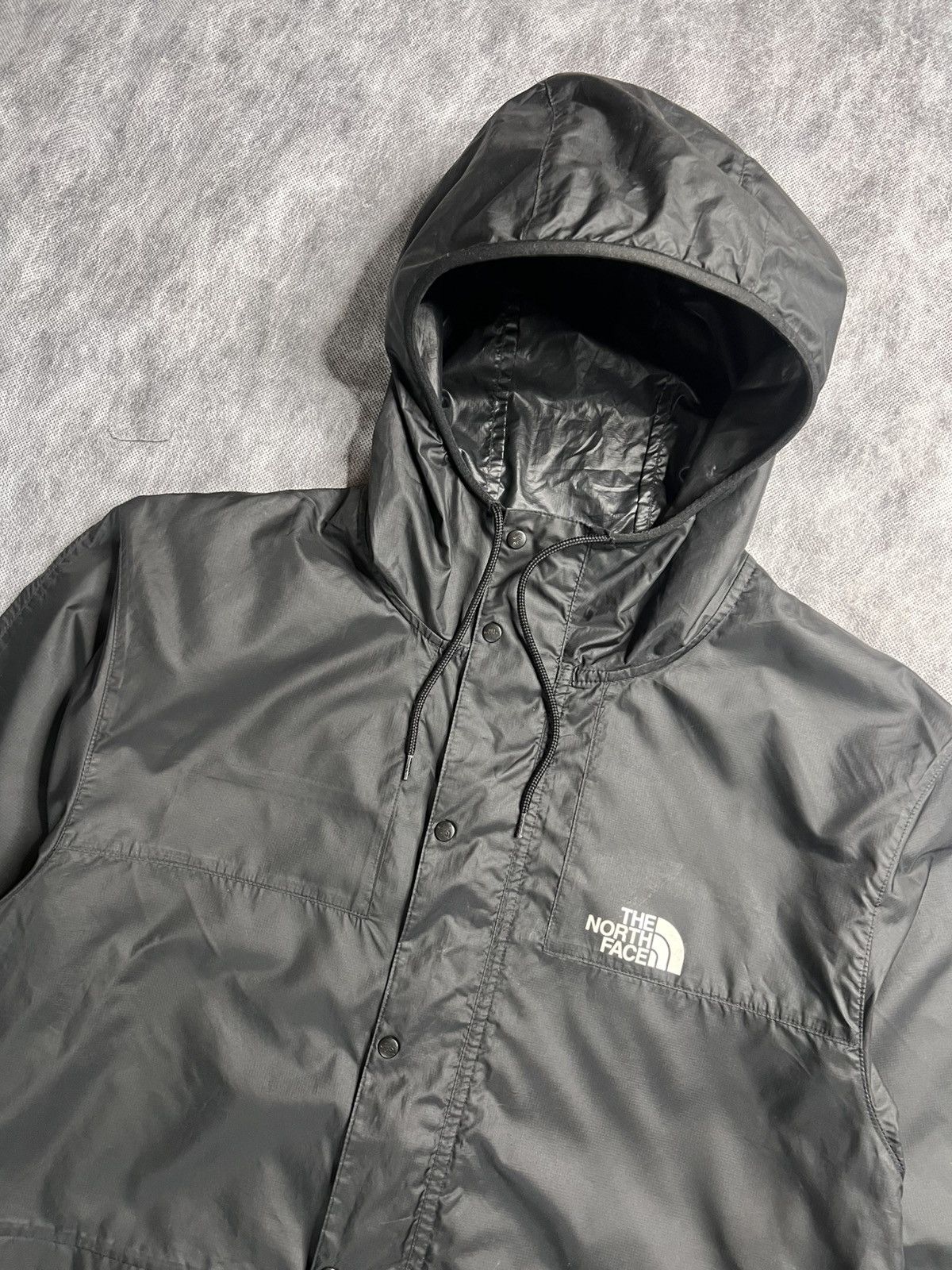 The North Face The North Face Rain Jacket Size L Size US L / EU 52-54 / 3 - 2 Thumbnail