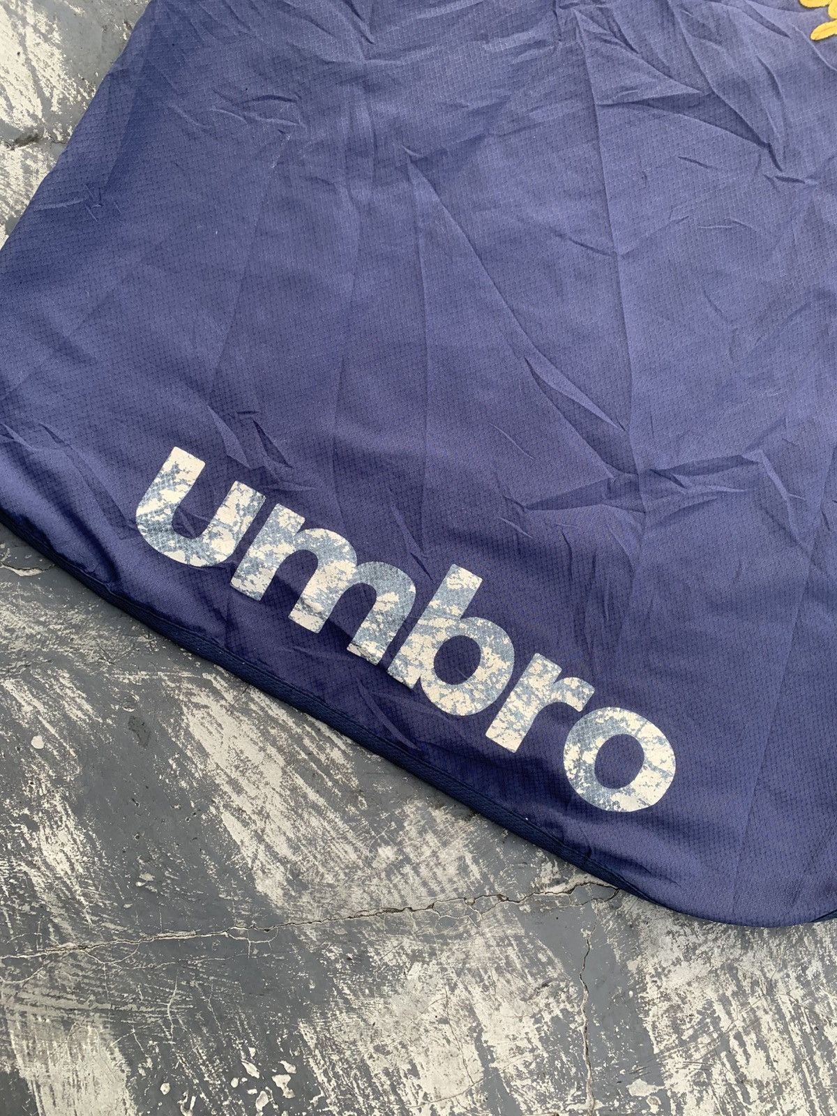 Umbro Vtg Umbro World Cup Logo Center Coaching Staff FC Ilegar a Size US XL / EU 56 / 4 - 8 Thumbnail