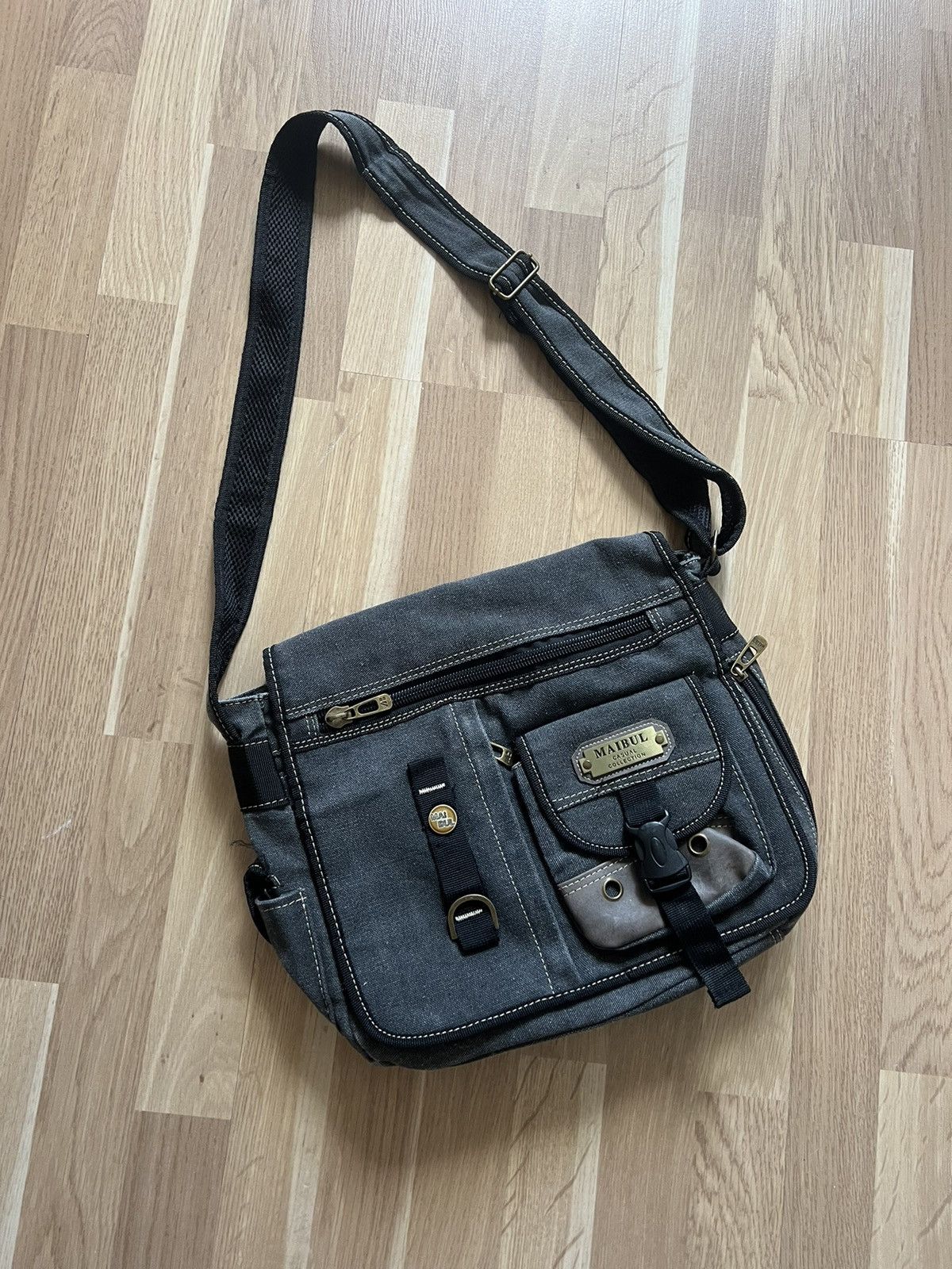 Vintage Vintage diesel style military avant garde messenger bag 90s Size ONE SIZE - 1 Thumbnail