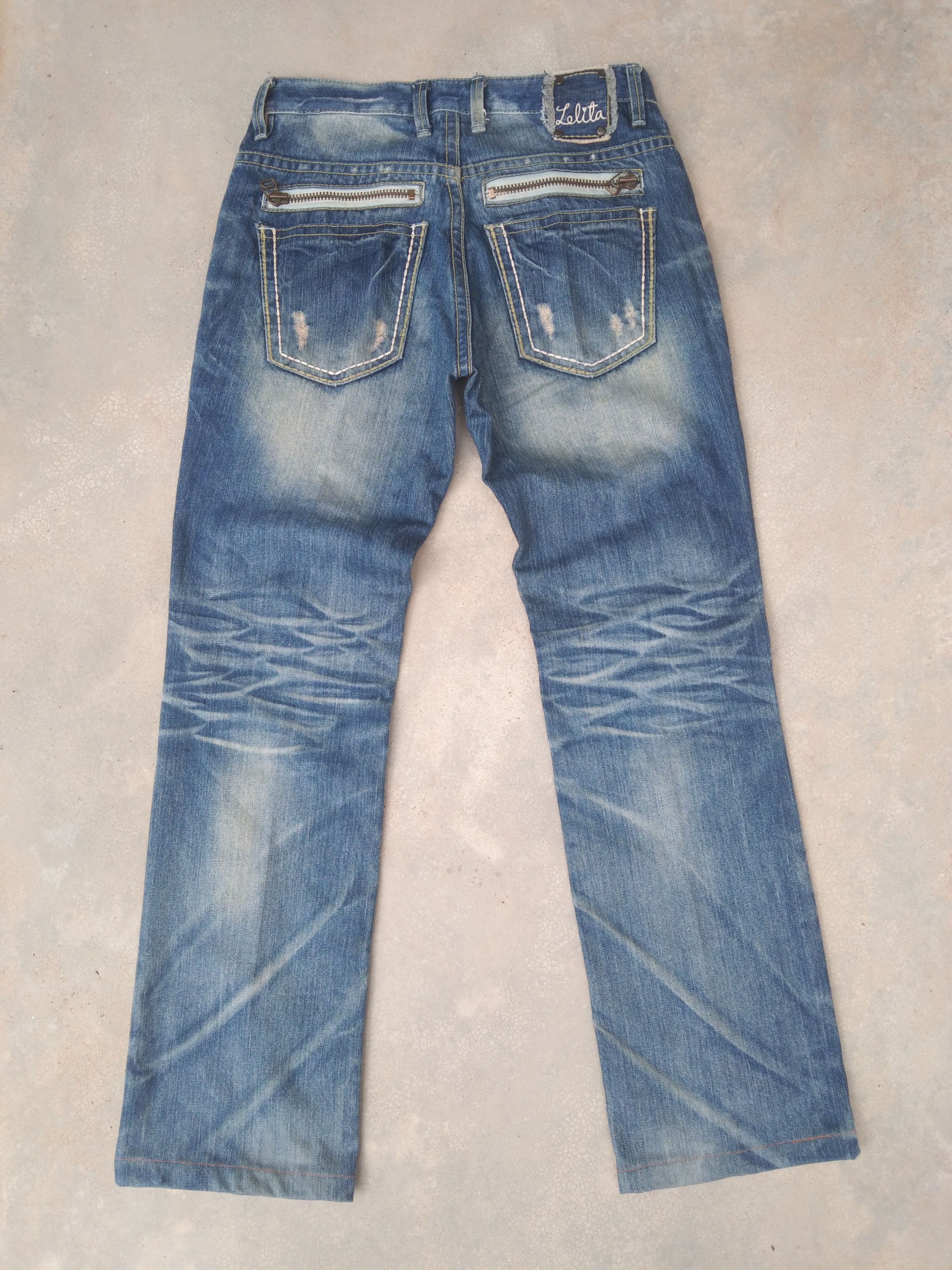 Japanese Brand Vintage Yoshitomo Nara Lolita Distressed Jeans 30x30 Size US 30 / EU 46 - 3 Thumbnail