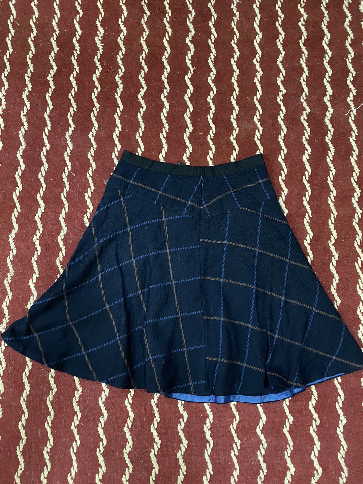 INED BY ISSEY MIYAKE SKIRT