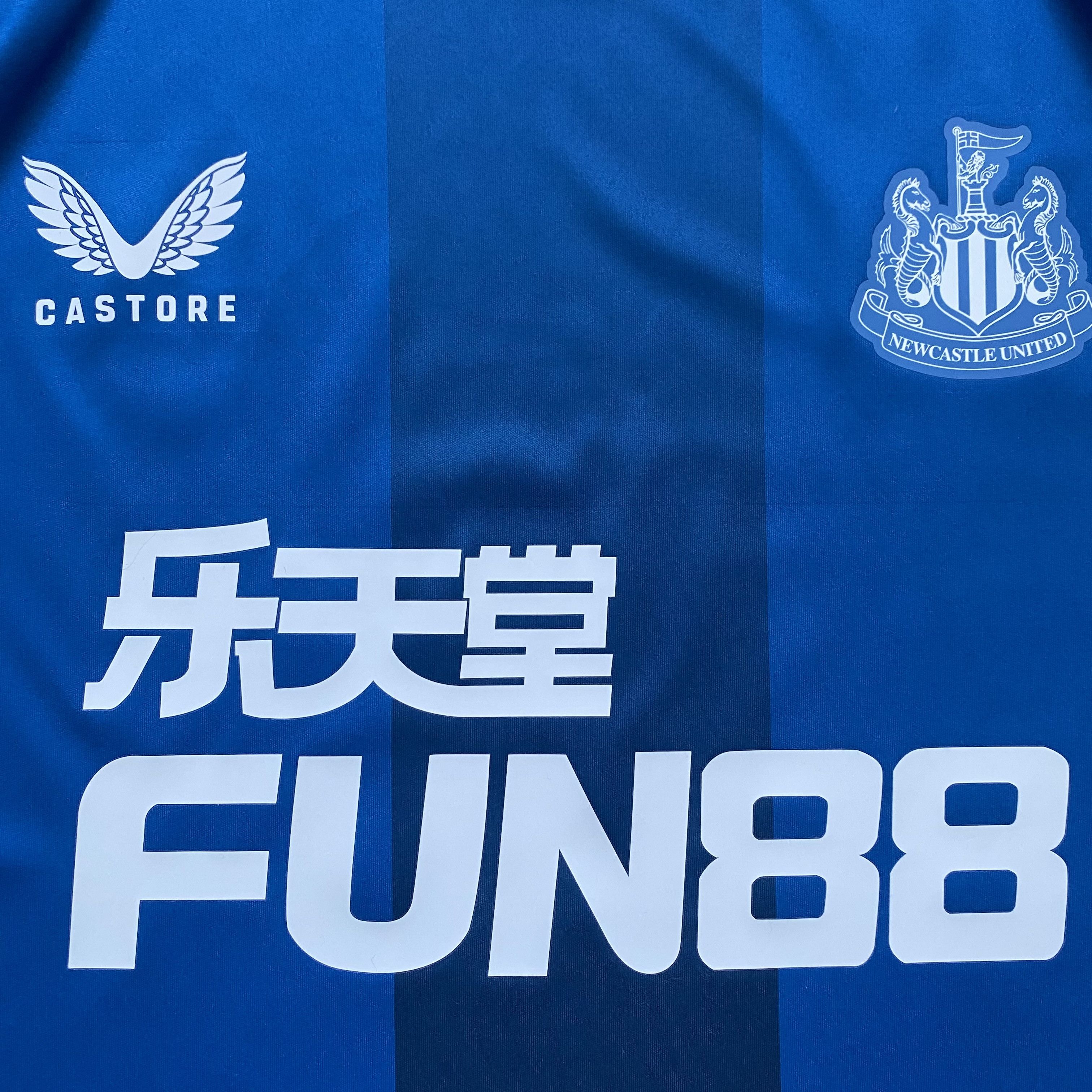 Adidas ⚽️ Blokcore Newcastle United Football Jersey Castore Vintage Size US L / EU 52-54 / 3 - 4 Thumbnail
