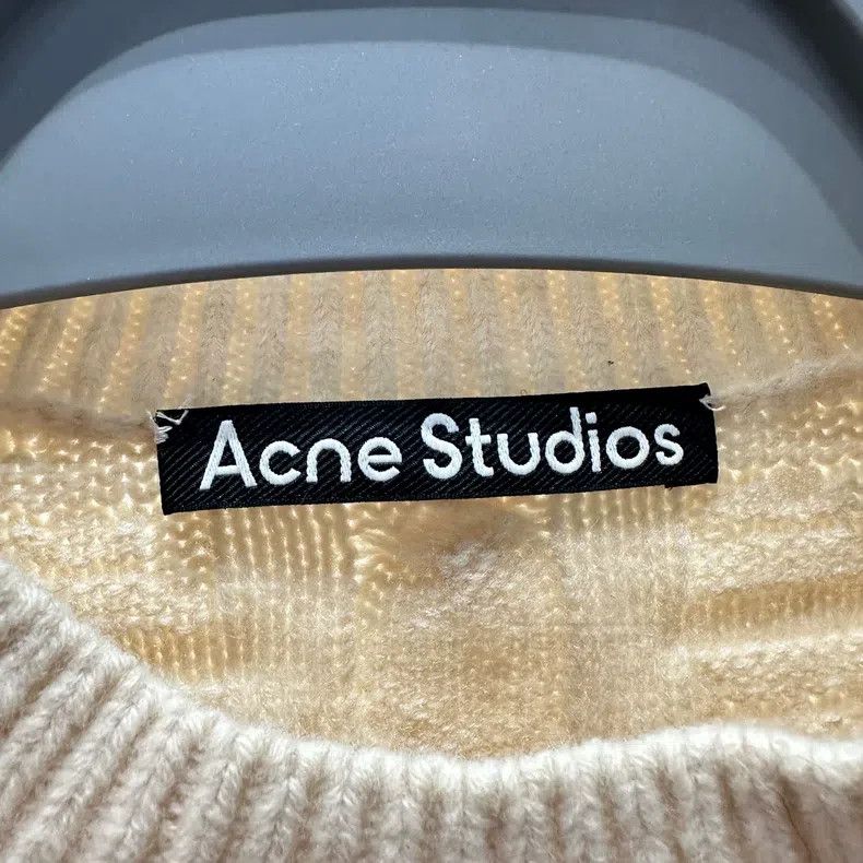 Acne Studios Acne Studios Embroidered Knit Wool Top Size XXS / US 00 / IT 34 - 3 Thumbnail