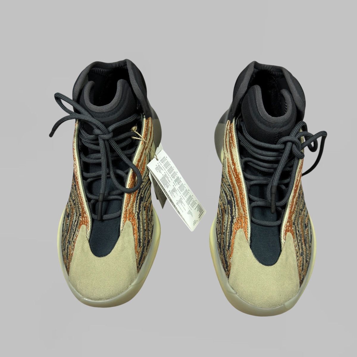 Yeezy YEEZY QNTM FLAORA HIGH OG NEW SIZE 44 Size US 10 / EU 43 - 1 Thumbnail
