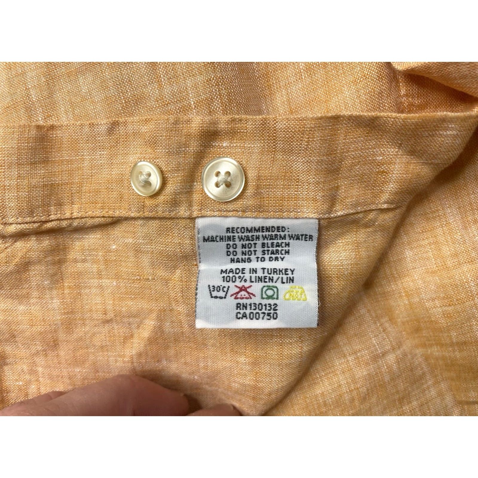 Vintage VINTAGE Hickey Freeman Orange Linen Button-Up Shirt Long Sleeve Men's L Casual Size US L / EU 52-54 / 3 - 5 Thumbnail