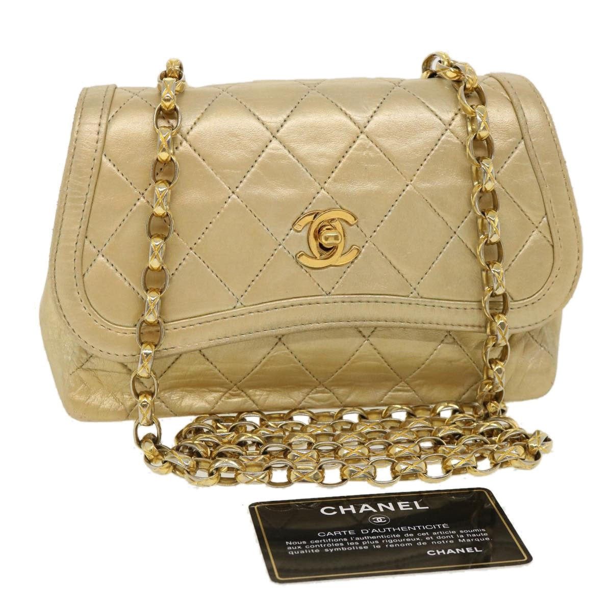 Chanel Chanel Matelasse Turn Lock Chain Shoulder Bag Size ONE SIZE - 1 Thumbnail