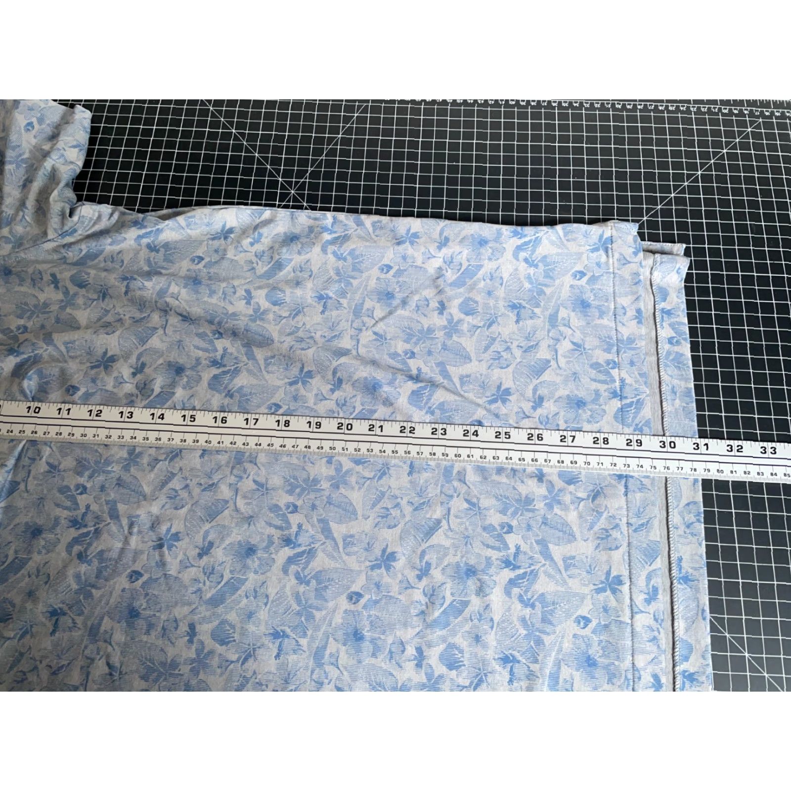 Peter Millar Peter Millar Summer Comfort Polo Shirt Men's Large Gray Blue Floral Pattern Size US L / EU 52-54 / 3 - 6 Thumbnail