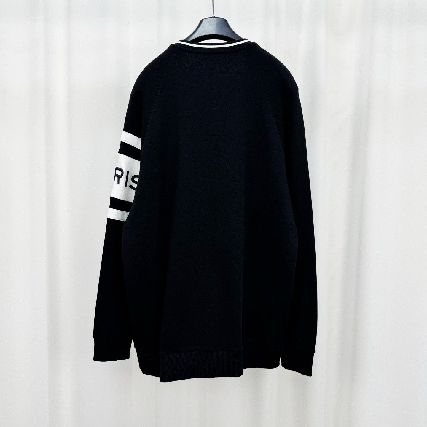 Givenchy Givenchy Embroidered Letter Sweatshirt Size US L / EU 52-54 / 3 - 2 Thumbnail