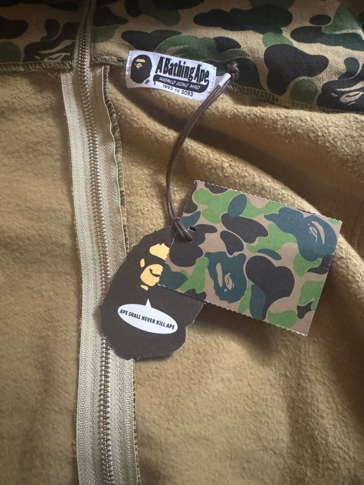 Bape ABC CAMO SEPARATE SHARK FULL ZIP HOODIE Size US S / EU 44-46 / 1 - 13 Thumbnail