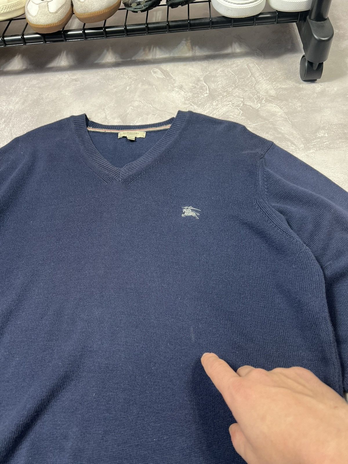 Burberry Vintage Burberry Y2k V-neck Sweater Size US L / EU 52-54 / 3 - 4 Thumbnail