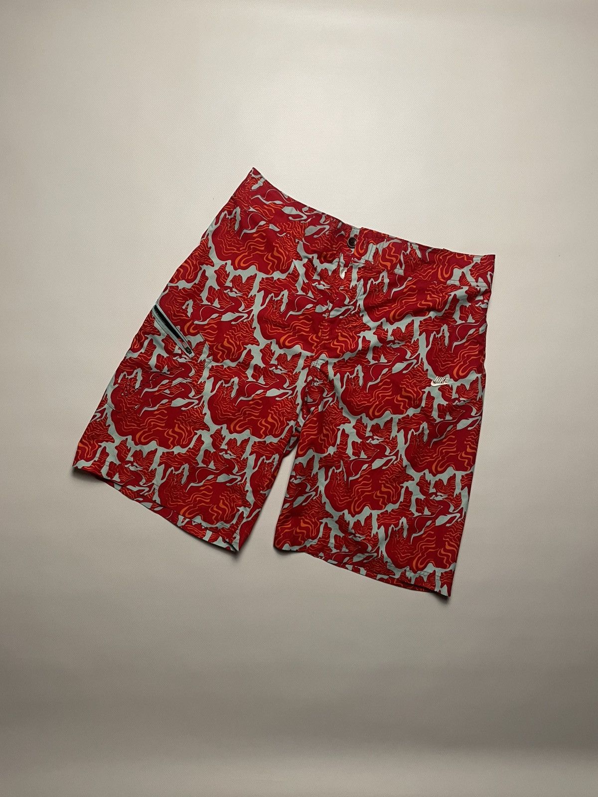 Nike NIKE KAMTANG Ripstop Active Beach Water Sports Shorts Red L Size US 36 / EU 52 - 1 Thumbnail