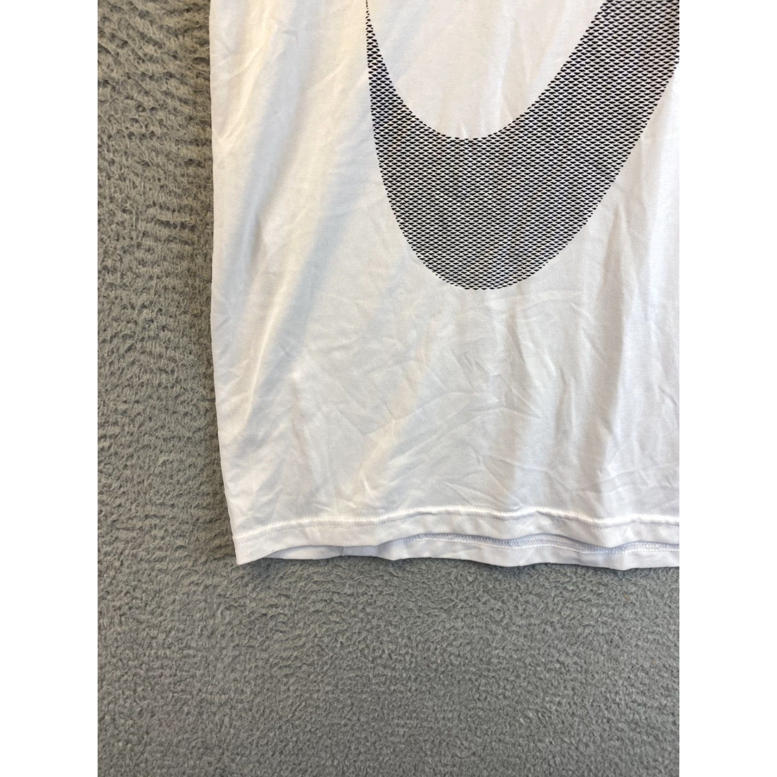Nike Nike Shirt Large White Dri-Fit Swoosh Running Short Sleeve Breathable Sports Outdoor Mens Size US L / EU 52-54 / 3 - 3 Thumbnail