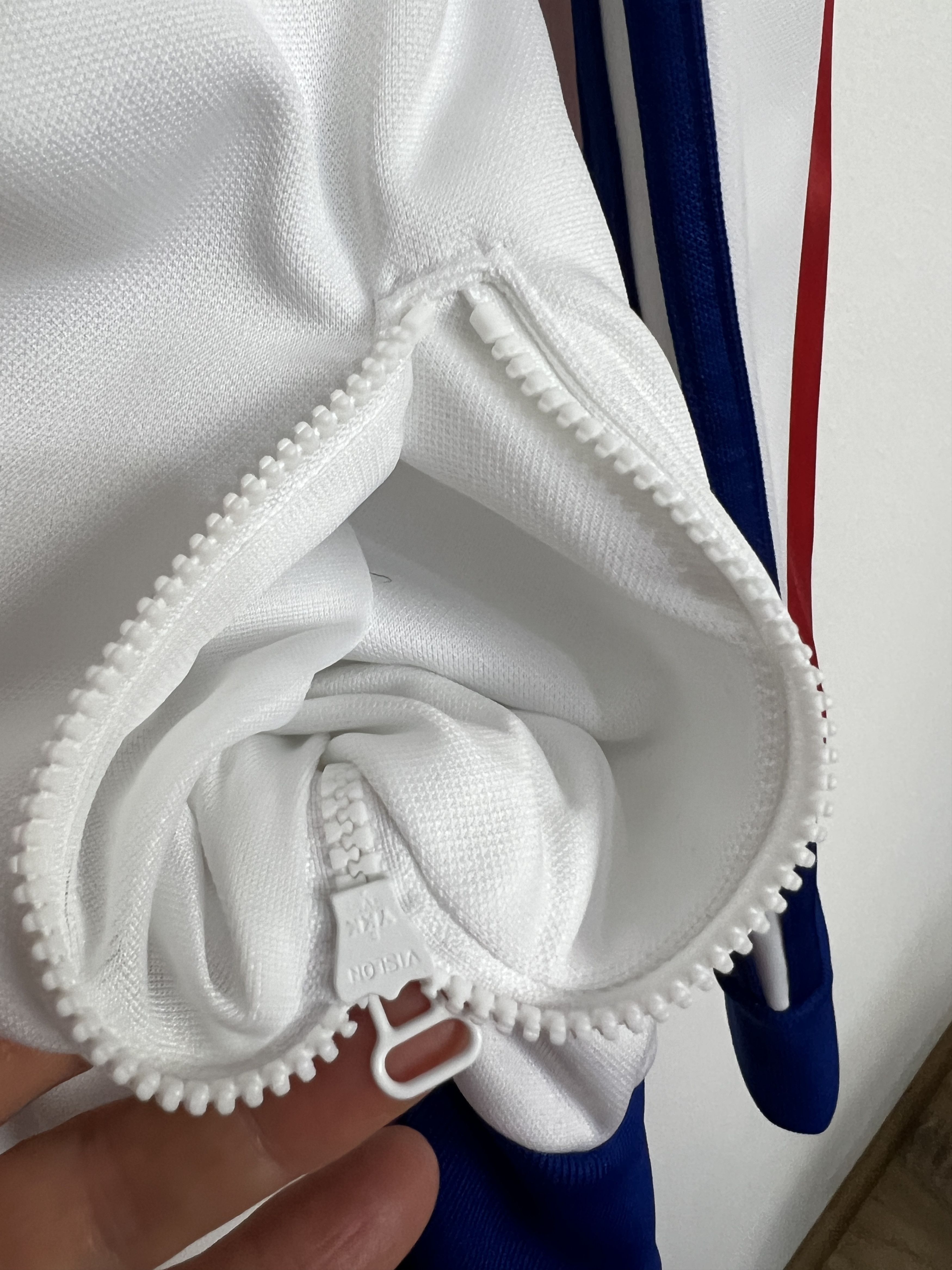 Adidas Vintage OL Lyon Football Jacket Soccer Track Top Zip Rare Size US M / EU 48-50 / 2 - 5 Thumbnail