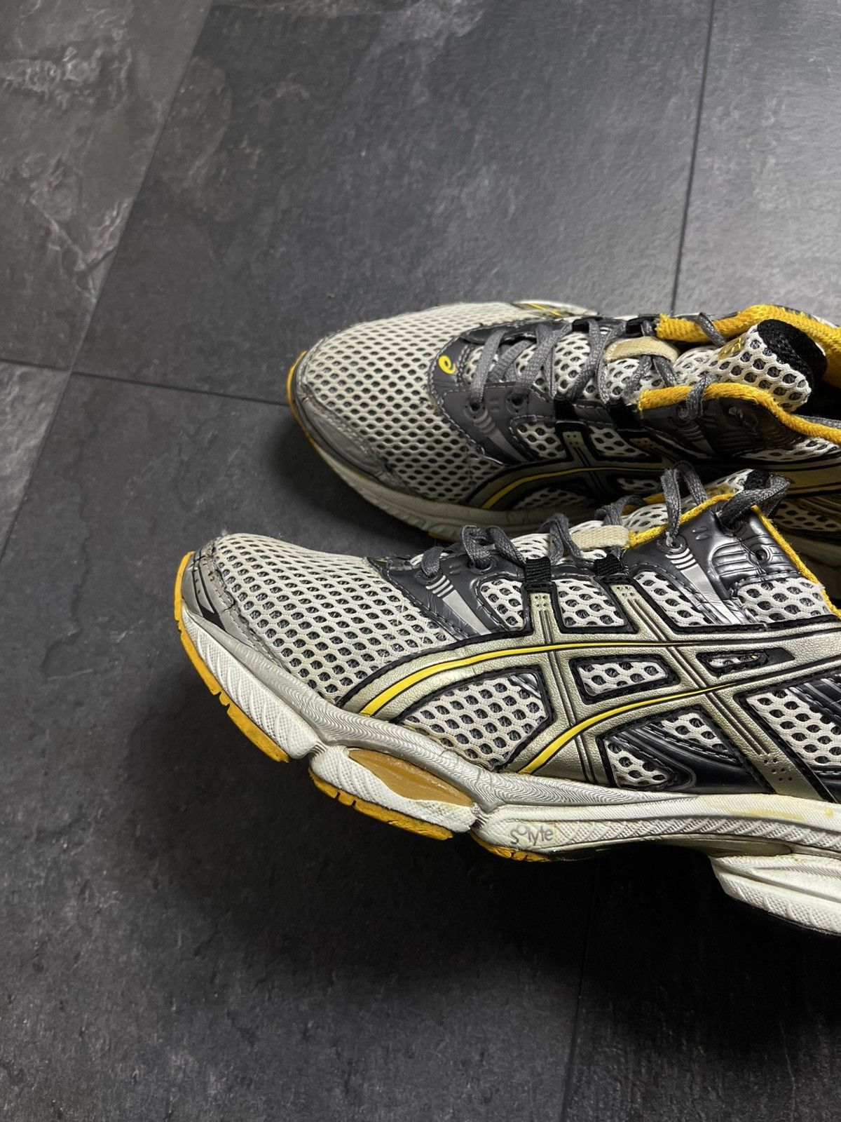 Streetwear Asics Gel-Cumulus 11 Training Shoe Size US 9 / EU 42 - 9 Thumbnail