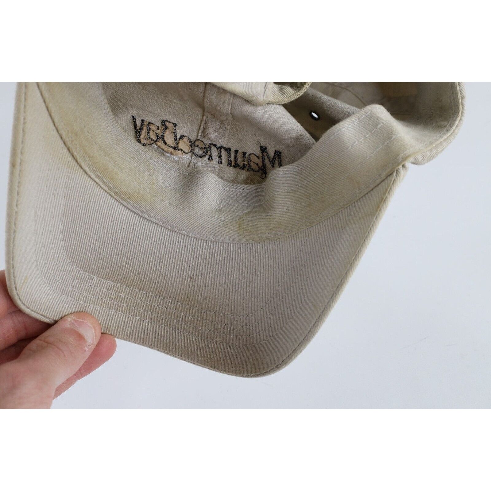 Vintage Vintage 90s Distressed Spell Out Maumee Bay Golf Course Hat Size ONE SIZE - 10 Thumbnail