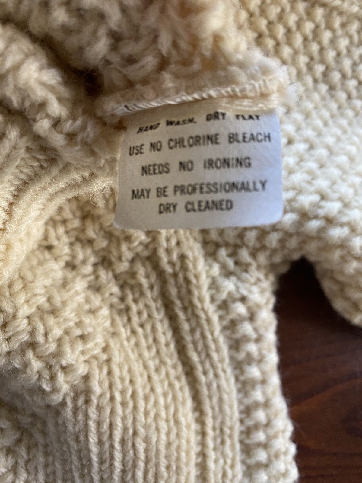 Vintage Vintage 60’s/70’s Cream Fisherman Knit Sweater Size US M / EU 48-50 / 2 - 7 Thumbnail