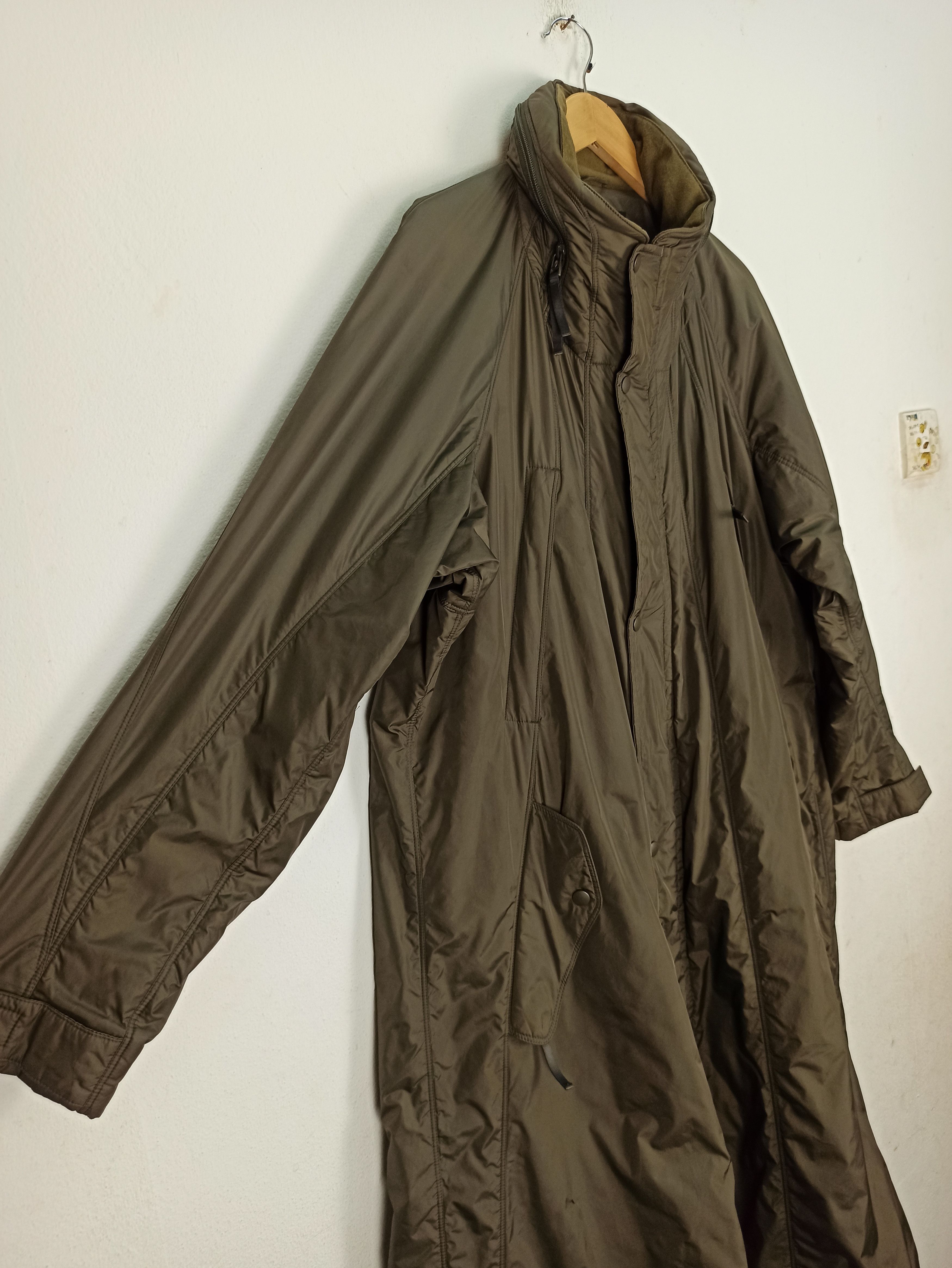 Issey Miyake Vintage ISSEY MIYAKE Aw 2004 Thinsulate Long Coat Jacket Size US L / EU 52-54 / 3 - 3 Thumbnail