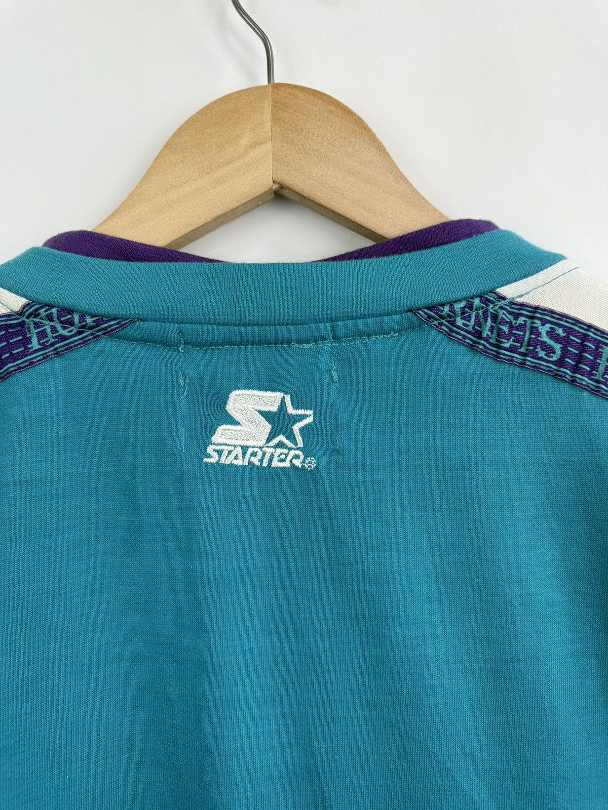 Starter 🇺🇸 Vintage 1990 Charlotte Hornets Starter NBA T-Shir Just Don Size US XL / EU 56 / 4 - 9 Thumbnail