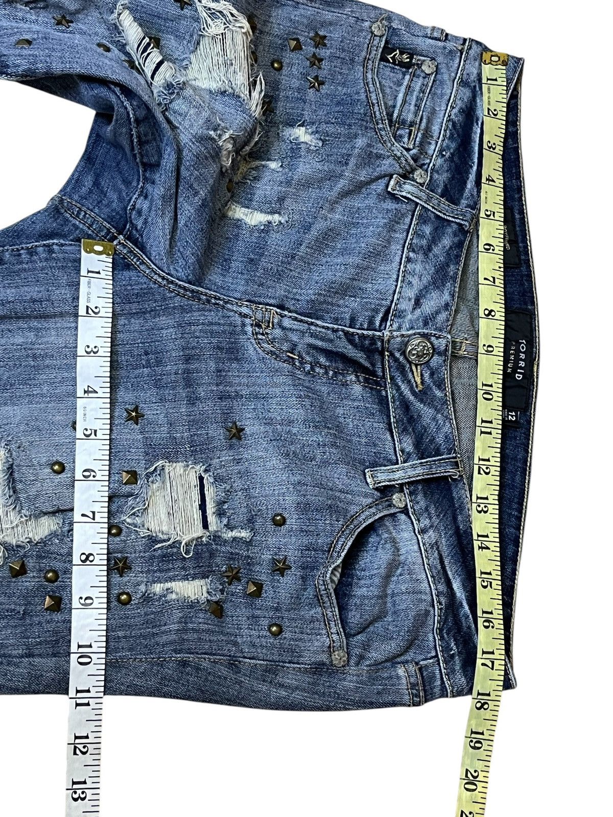 Japanese Brand SICK🔥TORRID FAL 2015 DISTRESSED WITH STUDDED STYLE JEANS Size US 35 - 14 Thumbnail