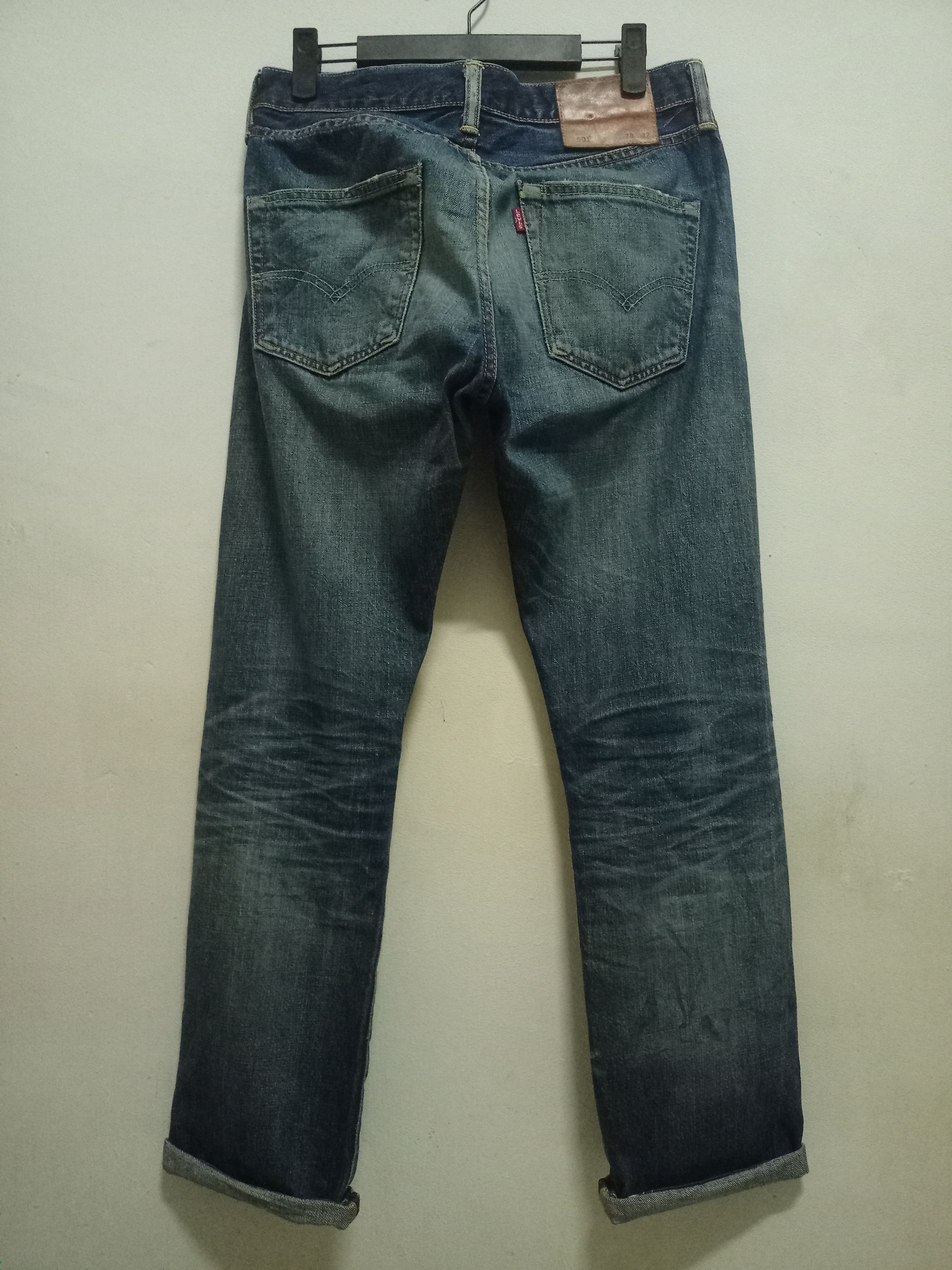 Levi's Vintage Levis 501 Selvedge V Stitch Distressed Jeans 30x28 Size US 30 / EU 46 - 2 Thumbnail