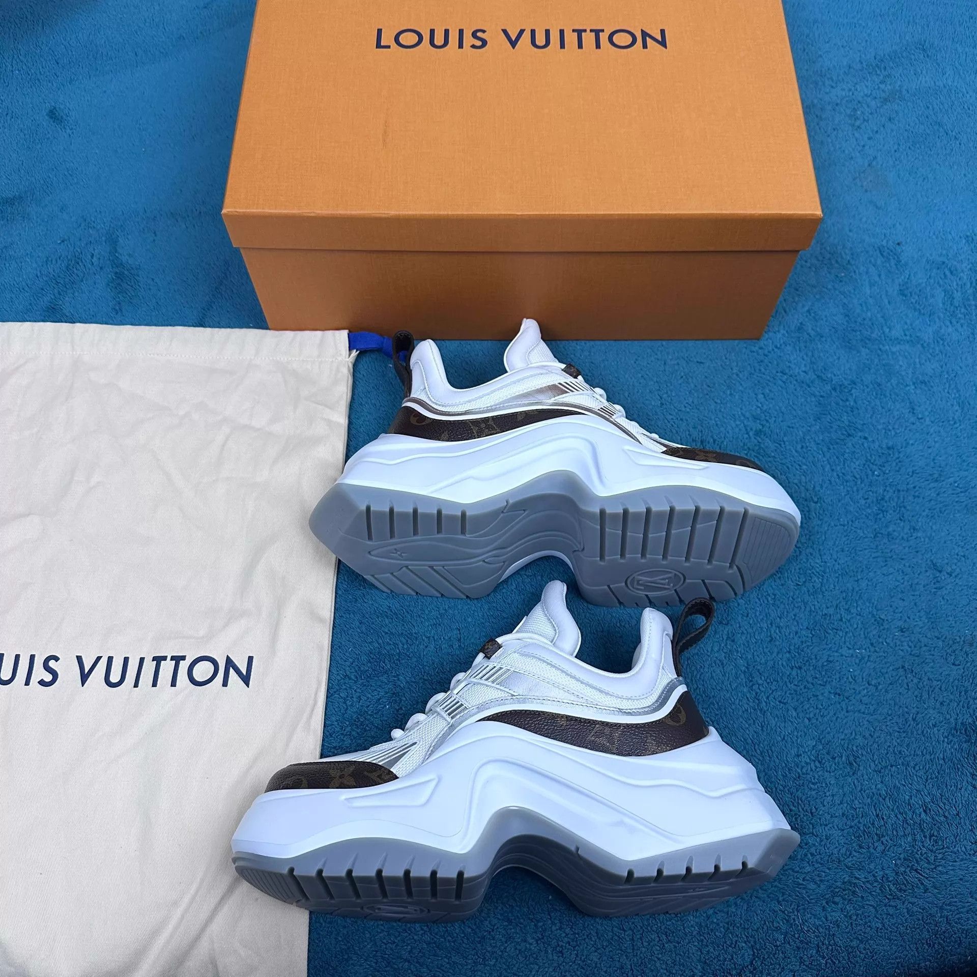 Louis Vuitton LV 2.0 White Brown Dad Shoe Size US 7.5 / IT 37.5 - 2 Thumbnail