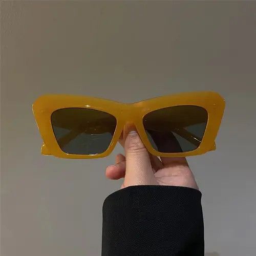 Japanese Brand × Vintage Retro triangular cat-eye sunglasses Size ONE SIZE - 3 Thumbnail