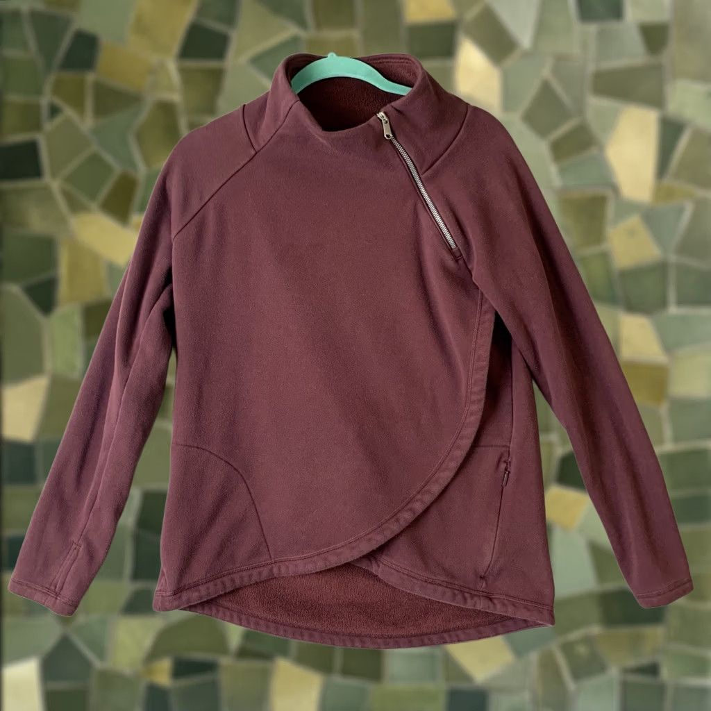 Athleta Athleta Sweatshirt Womens M Maroon Cozy Karma Asym Pullover Tunic Y2K Gorpcore Size M / US 6-8 / IT 42-44 - 1 Thumbnail
