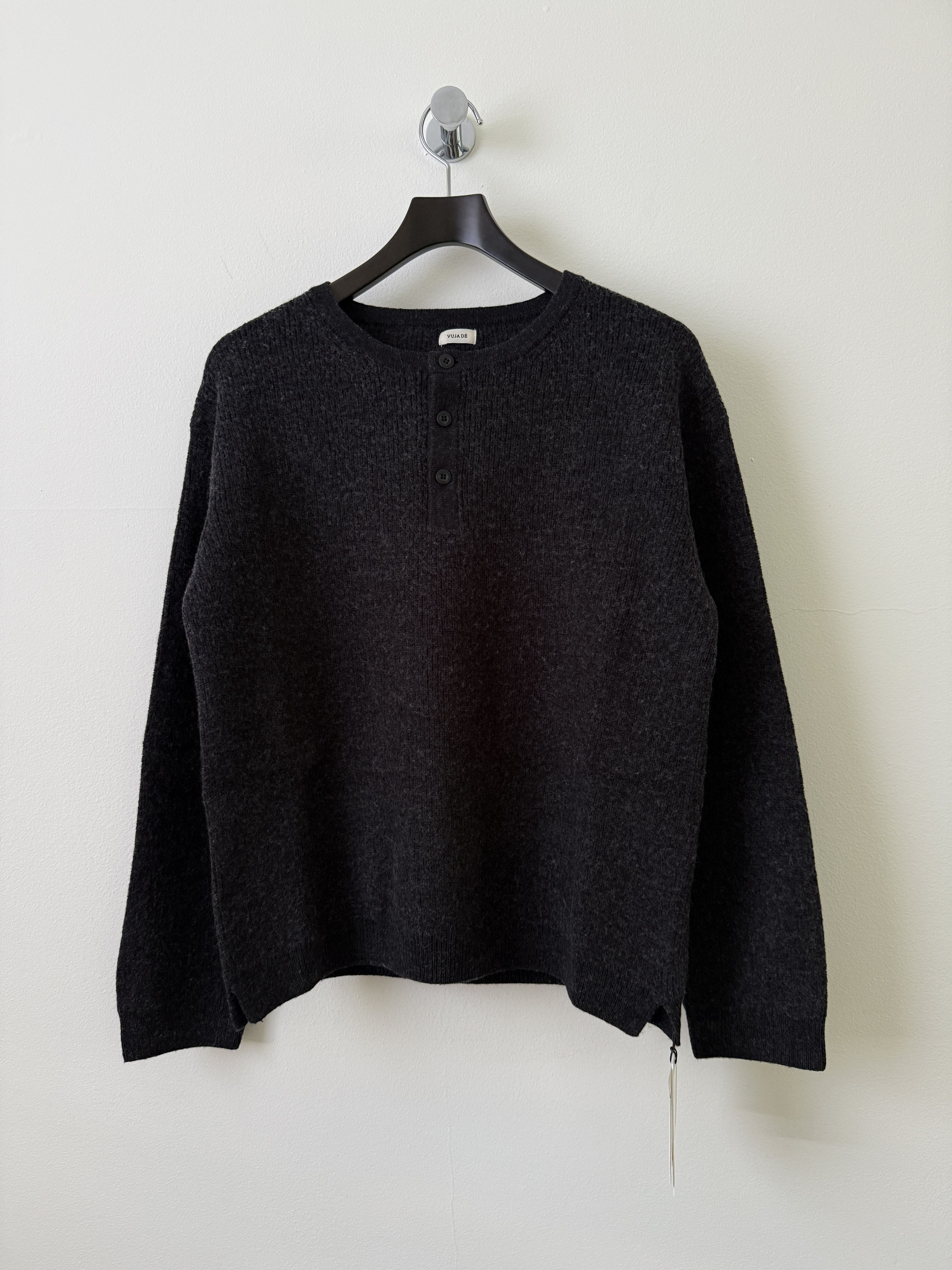 Vuja De Vujade Frank structured half-zip knit sweater in black