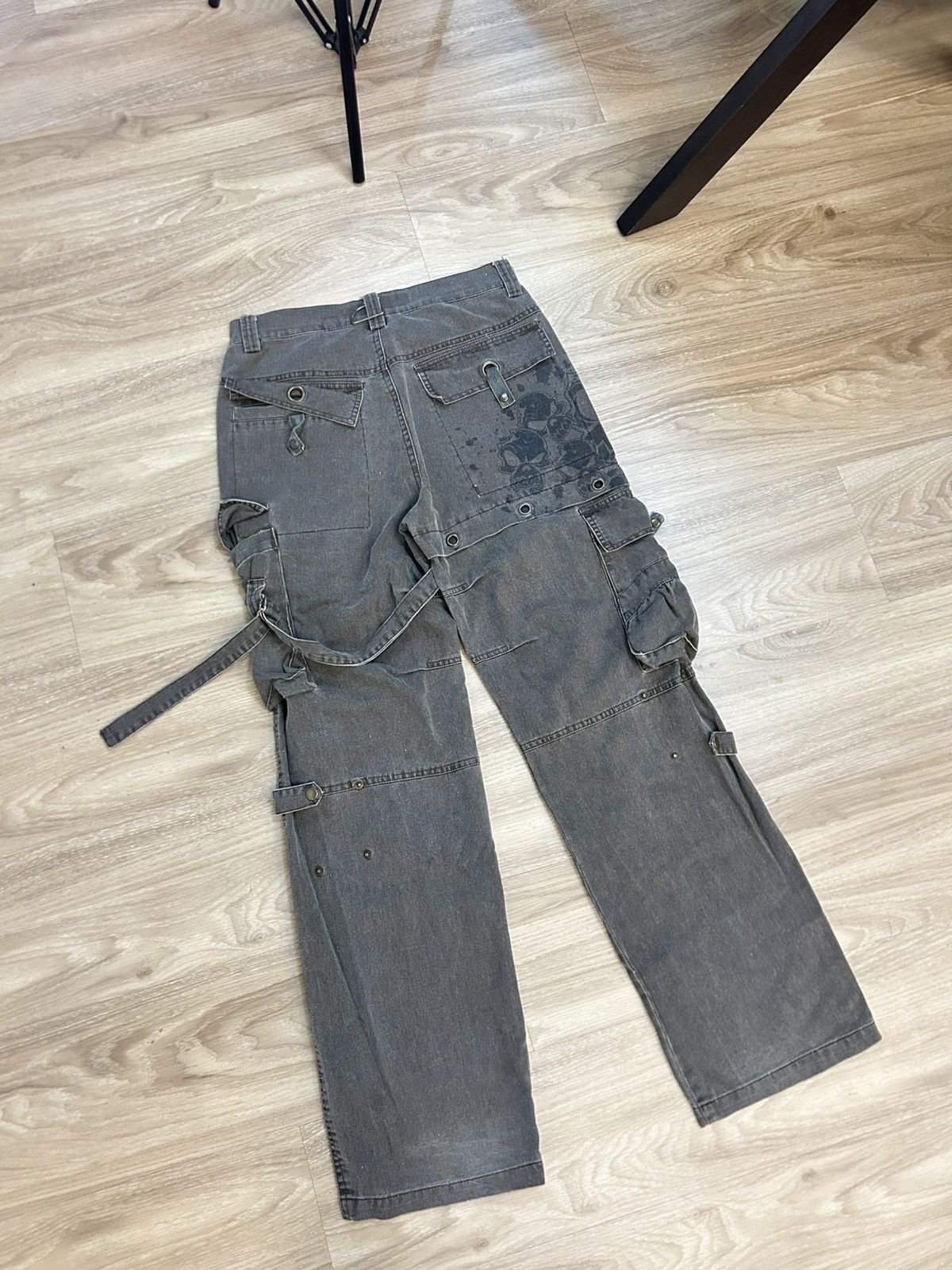 If Six Was Nine RARE💥Tech Too Skull Print Bondage Cargo Pants Y2K Cyber Goth Size US 30 / EU 46 - 5 Thumbnail