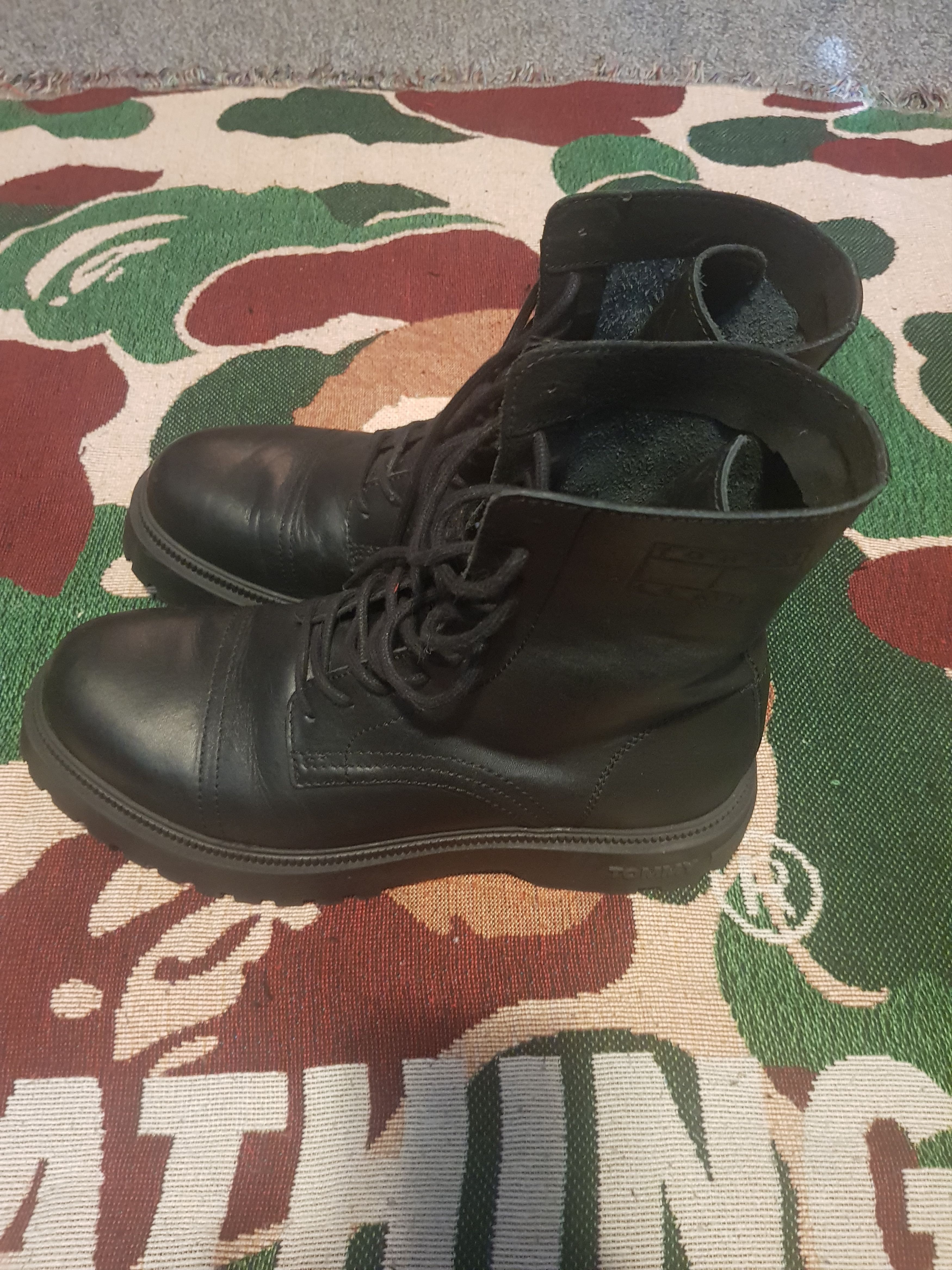 Tommy Jeans Tommy Jeans // Lace-Up Cleat Debossed Logo Mid Boots Size US 10 / EU 43 - 2 Thumbnail