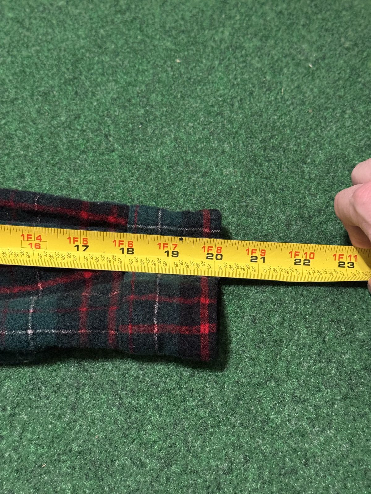 Pendleton Vintage Pendleton 90s Wool Medium Plaid Flannel Dress Shirt Size US M / EU 48-50 / 2 - 8 Thumbnail
