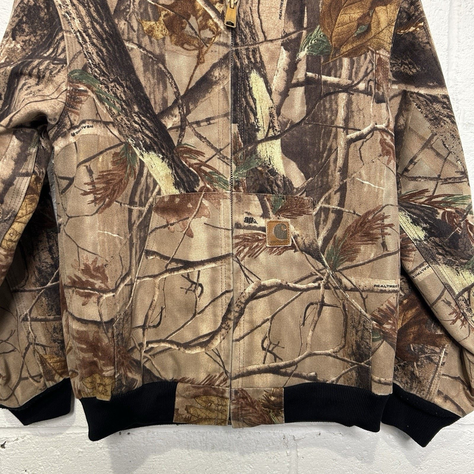 Carhartt Vintage Carhartt Realtree Thermal-Lined Active Jacket “Camo” Size XS / US 0-2 / IT 36-38 - 4 Thumbnail