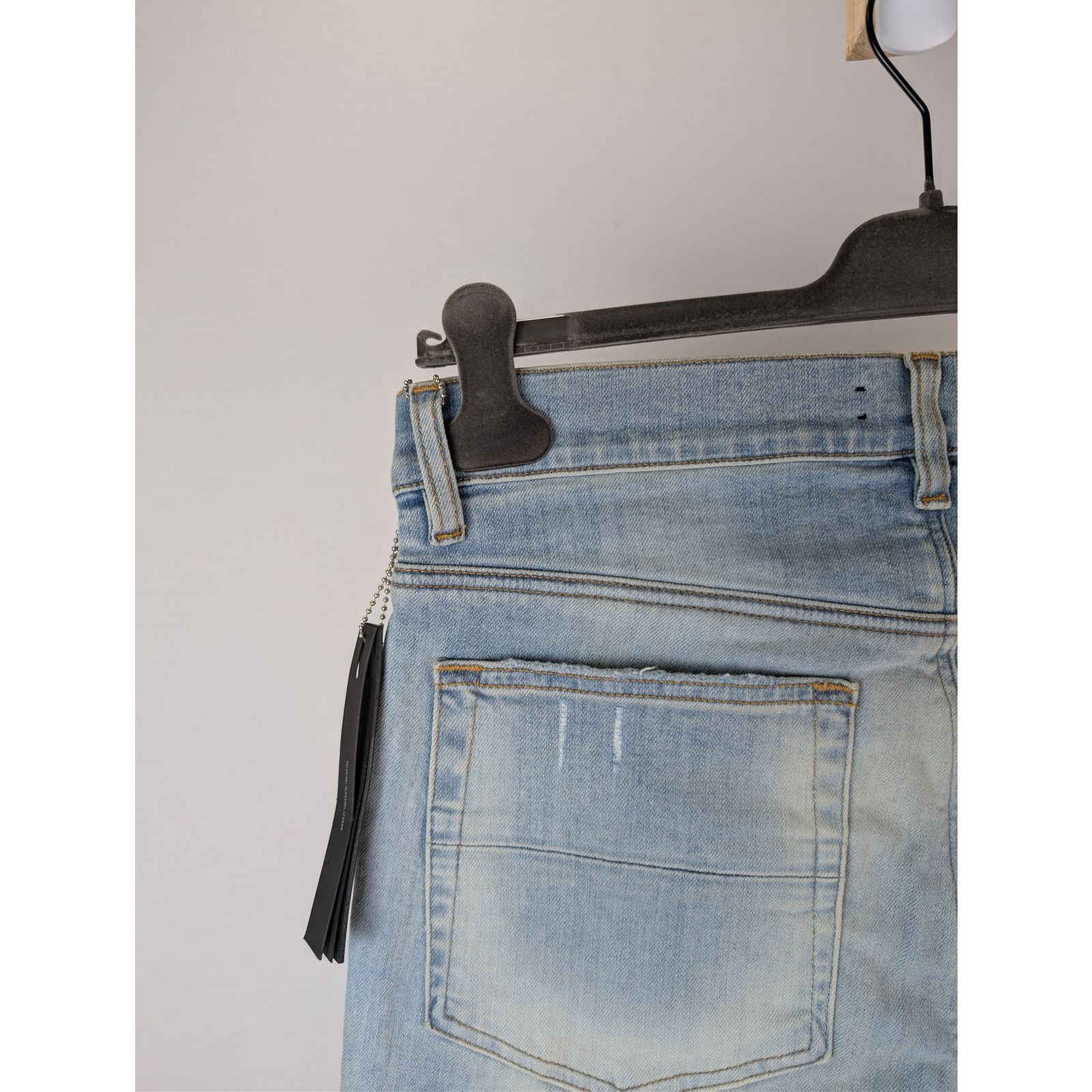 Amiri o1rshd1 Ultrasuede MX1 Denim Jeans in Surf Indigo Blue Size US 29 - 15 Thumbnail
