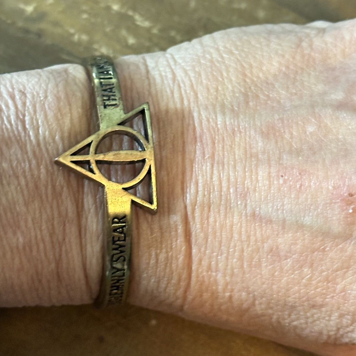 Warner Bros Harry Potter I Solemnly Swear Deathly Hollows cuff bracelet Size ONE SIZE - 3 Thumbnail