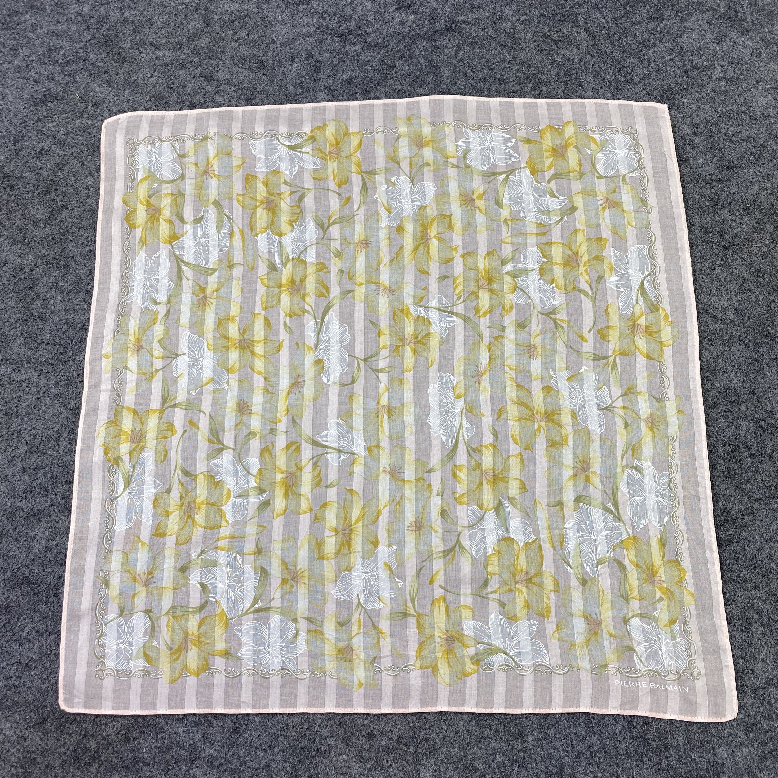 Pierre Balmain Pierre Balmain Handkerchief / Bandana / Neckerchief -B897 Size ONE SIZE - 3 Thumbnail