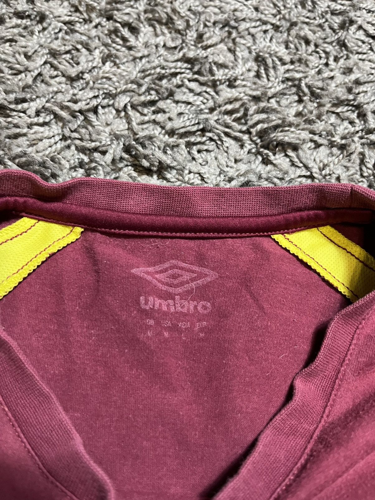 Umbro UMBRO WEST HAM COTTON FOOTBALL ADULT SOCCER JERSEY SHIRT Size US M / EU 48-50 / 2 - 3 Thumbnail