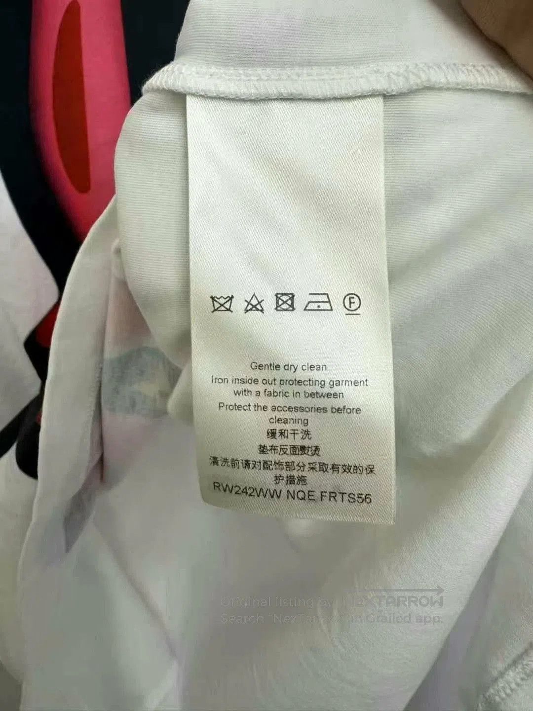 Louis Vuitton Louis Vuitton Rabbit Graphic Short-Sleeve T-Shirt. Size L / US 10 / IT 46 - 3 Thumbnail