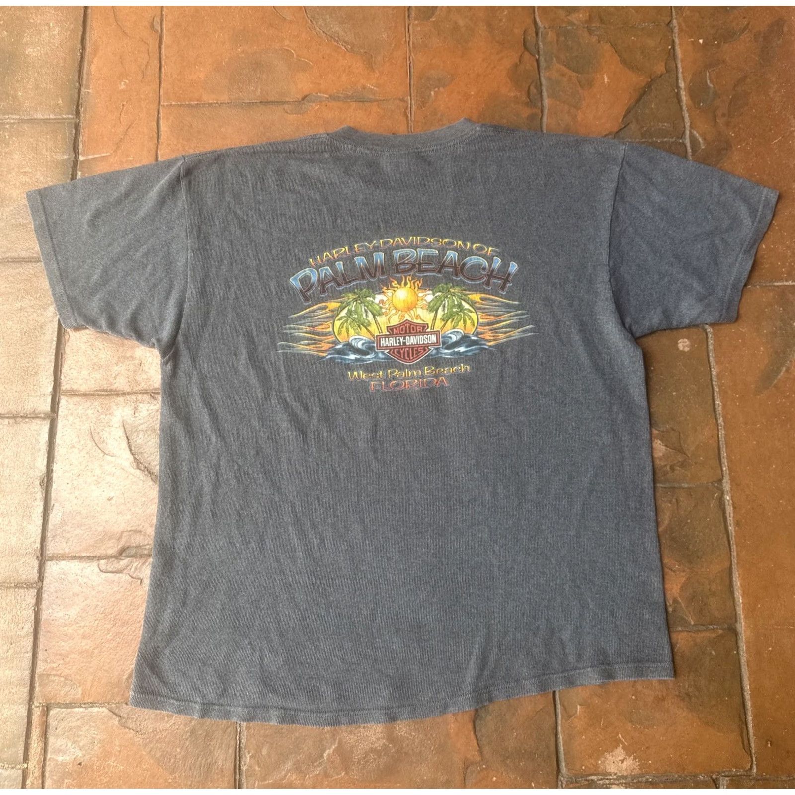 Harley Davidson VINTAGE Harley-Davidson Thermal Knit T-Shirt 2XL Gray Mens Biker Motorcycle Logo Embroidered Short Sleeve Henley Size US XXL / EU 58 / 5 - 4 Thumbnail