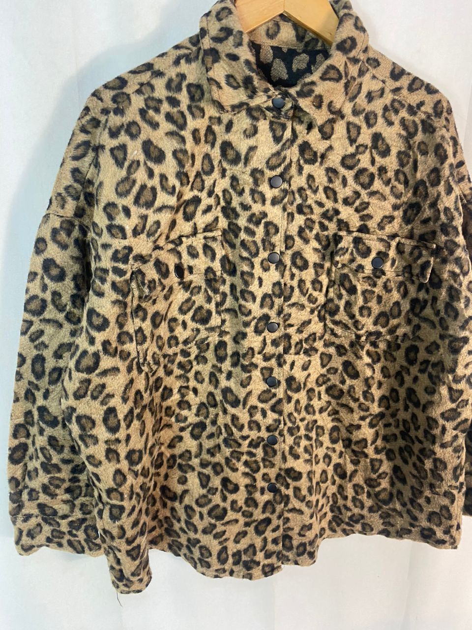 Japanese Brand × Vintage Unisex🔥Vintage leopard button up baggy shirt Size US L / EU 52-54 / 3 - 3 Thumbnail