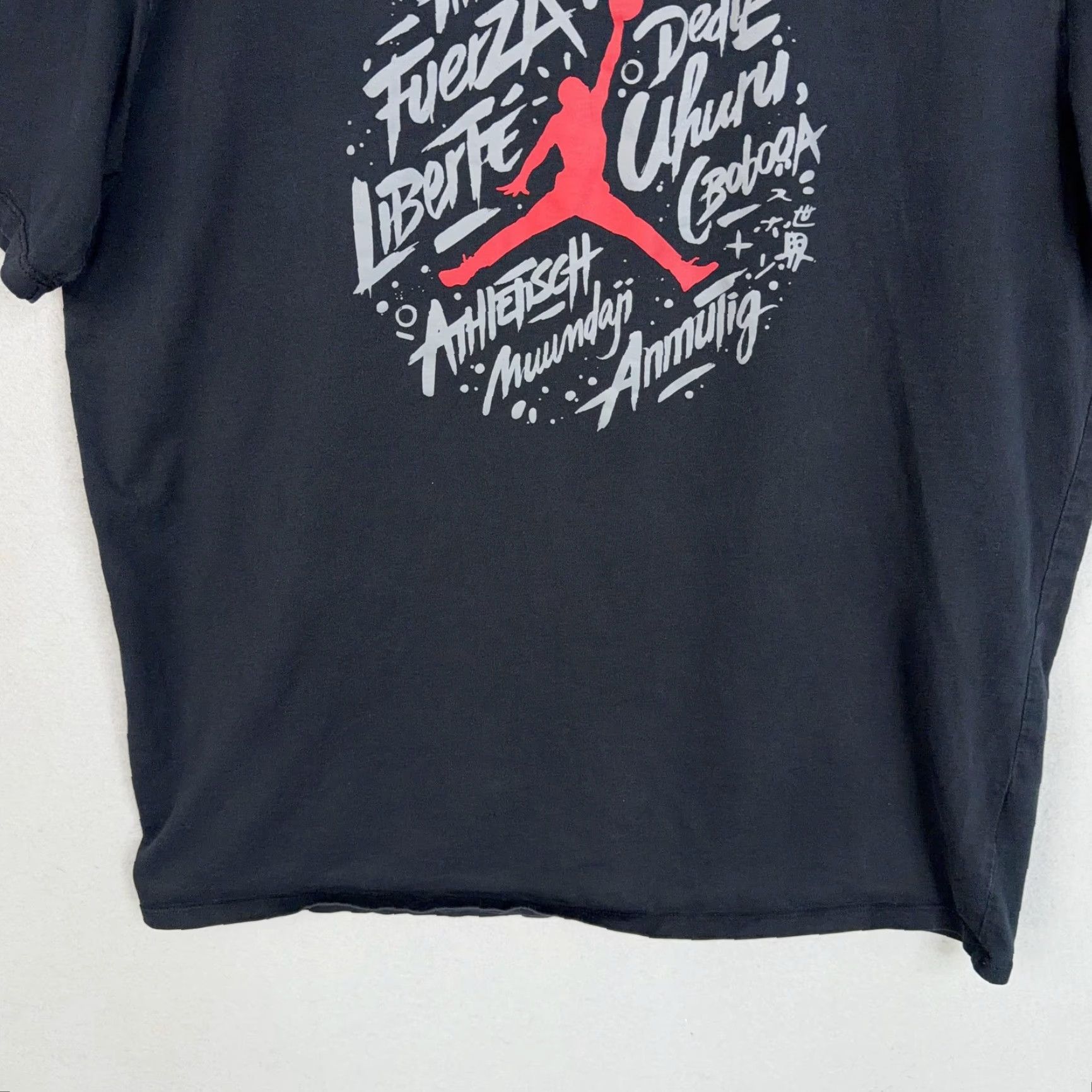 Jordan Brand Jordan Shirt Mens XL Black Jumpman Graphic Nike Tee Basketball Short Sleeve Crew Neck Sports Mens XL Black Jumpman Logo Graphic Print Size US XL / EU 56 / 4 - 3 Thumbnail