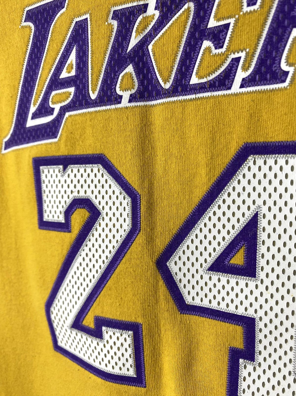 Adidas Vintage Bryant Adidas Lakers NBA Shorts T Shirt Jersey Size US S / EU 44-46 / 1 - 4 Thumbnail