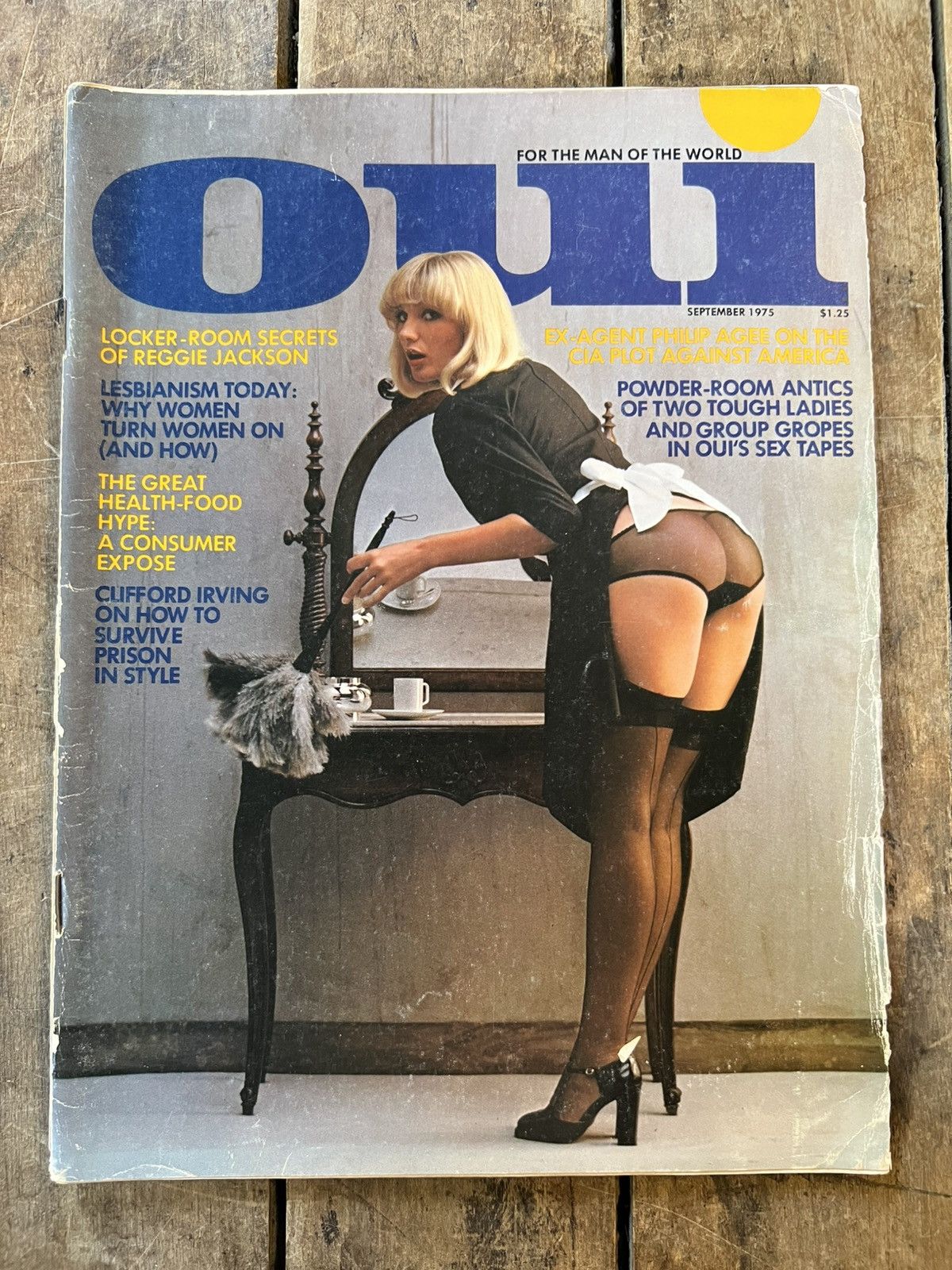 Vintage OUI Magazine “ For The Man of The World ” - September 1975 Size ONE SIZE - 1 Thumbnail