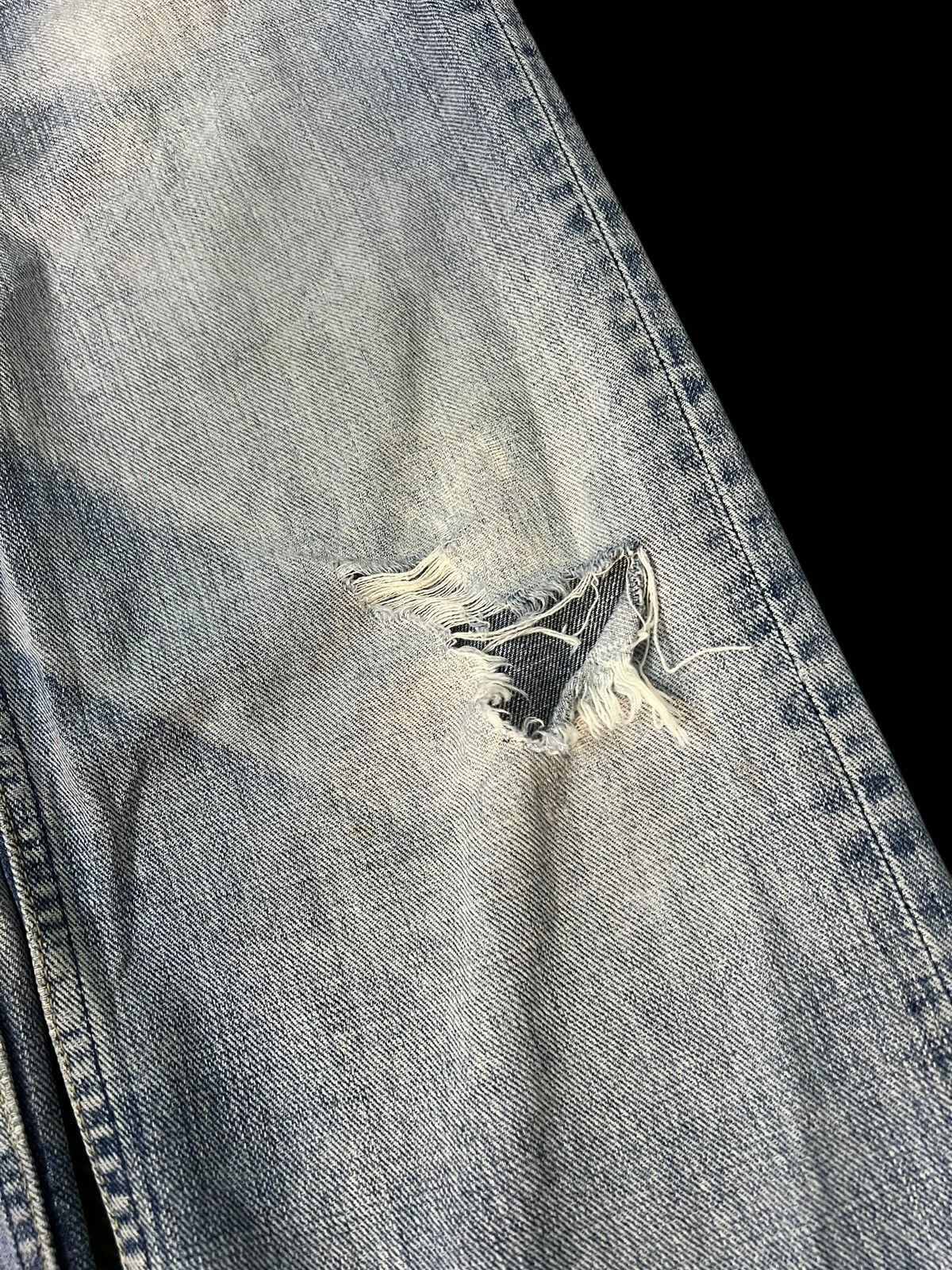 Levi's Vintage Levi’s 533 Distress Faded Denim Jean Size US 31 - 6 Thumbnail