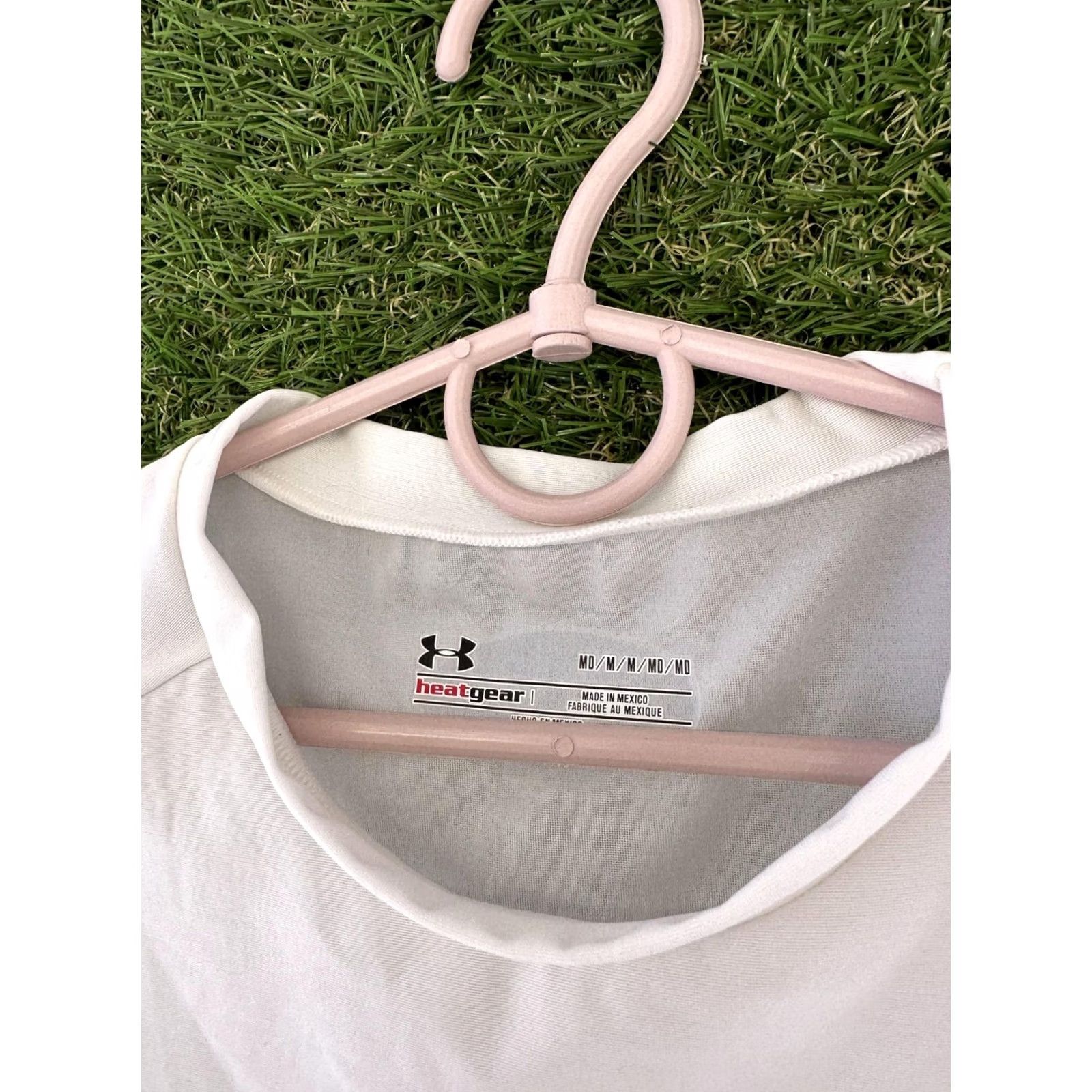Under Armour Under Armour HeatGear Jersey Shirt Men M White Short Sleeve Polyester 64 cm 38 cm Length Pit to Pit Regular Size Size US M / EU 48-50 / 2 - 6 Thumbnail